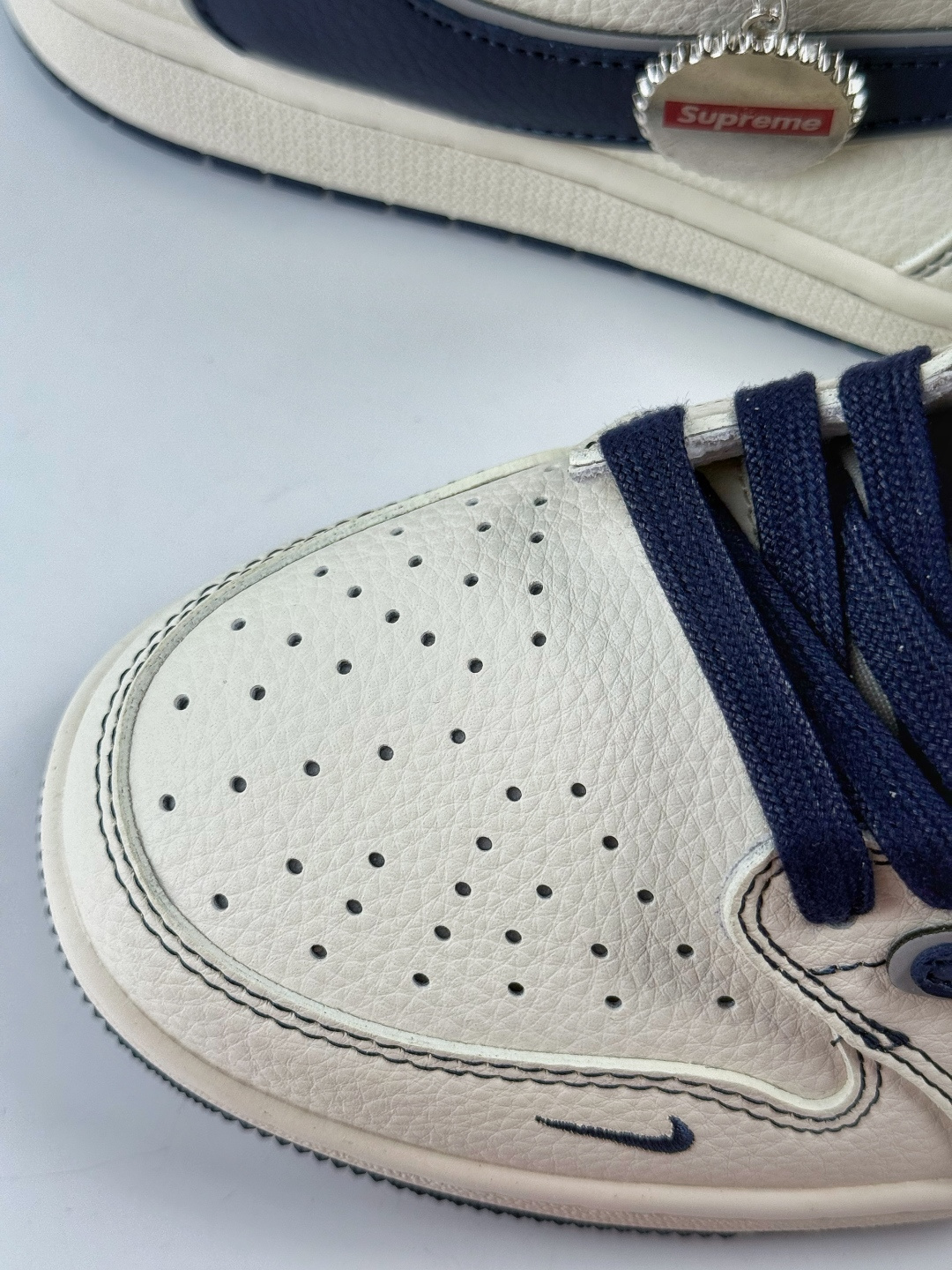 230 Travis Scott x Nike Air Jordan 1 Low x Supreme Air Jordan 1 Low 反转白蓝小勾倒钩 纯原版本 XX3168-217