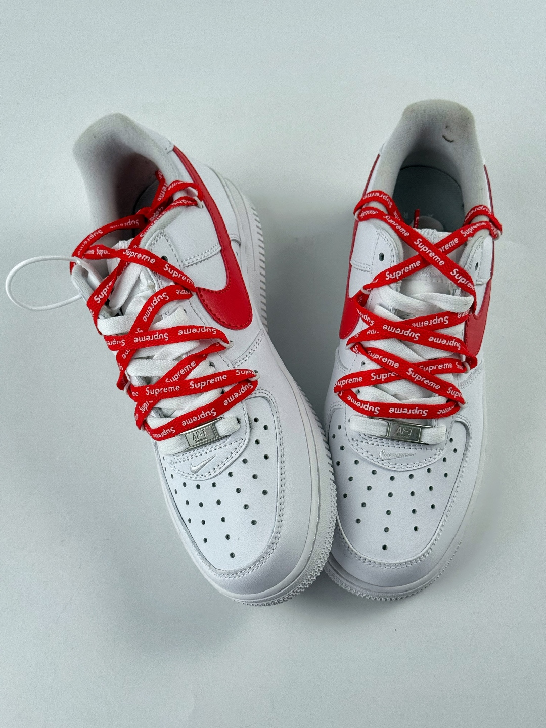220 Nike Air Force 1 Low 07 x Superme 白红绑带 UP9225-101