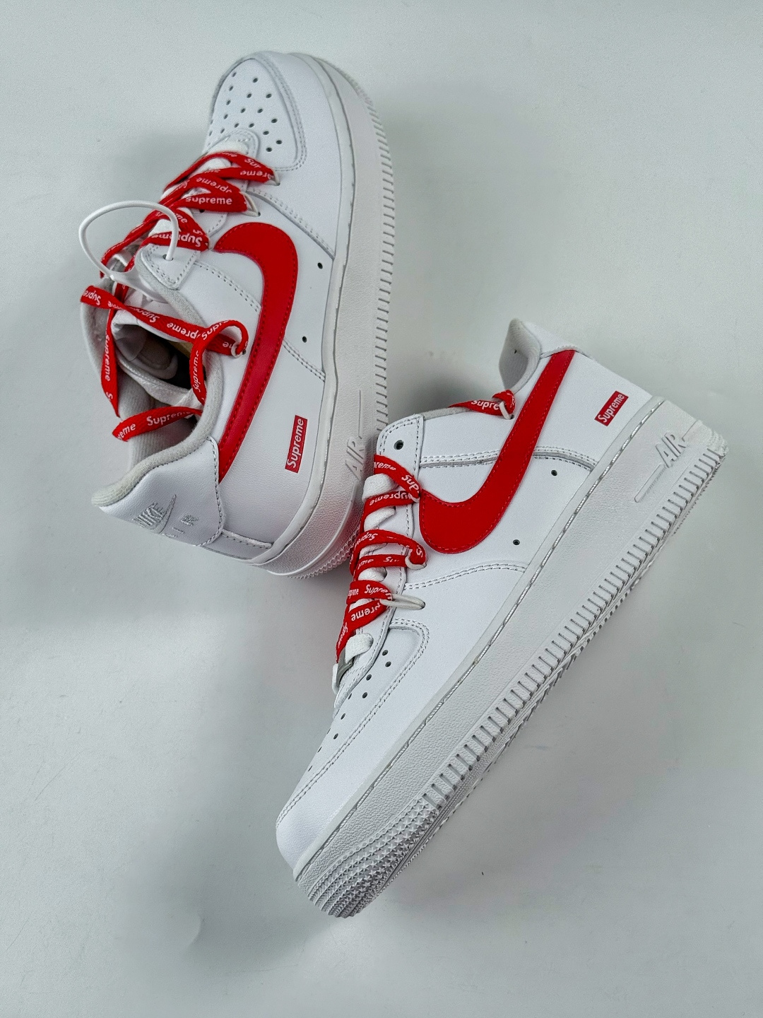 220 Nike Air Force 1 Low 07 x Superme 白红绑带 UP9225-101