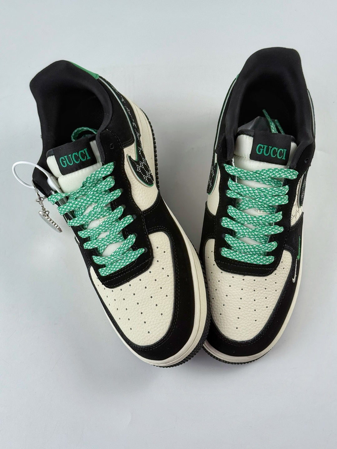 210 Nike Air Force 1 Low 07 x GUCCI 黑白绿双小勾满天星 KJ1688-024