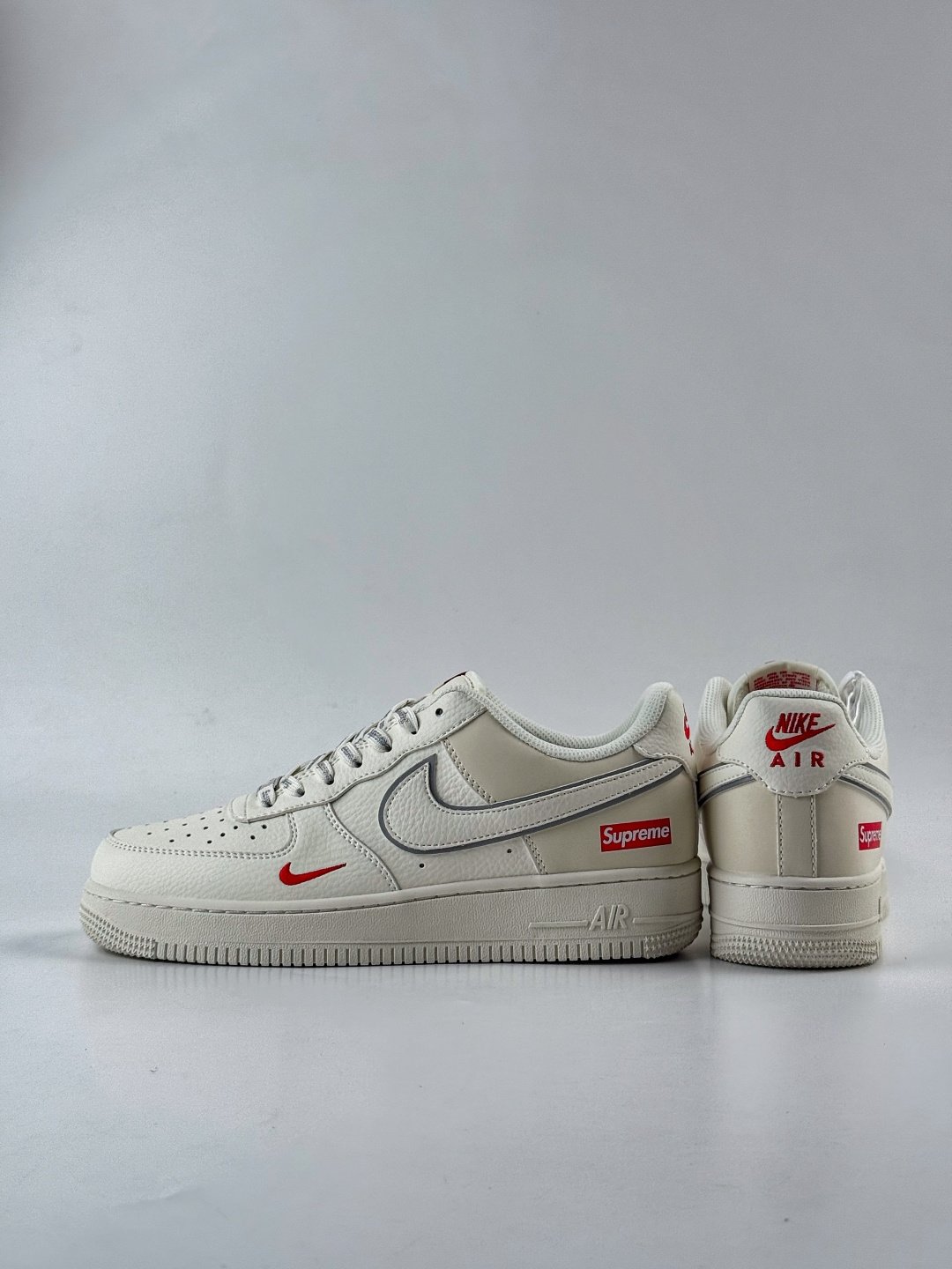 Nike Air Force 1 Low 07 x Superme 白红小勾 CS5288-052
