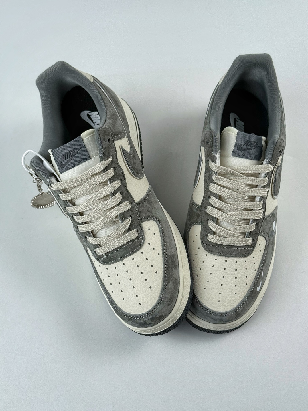 Nike Air Force 1 Low 07 暴力熊 灰白小勾 SY1388-004