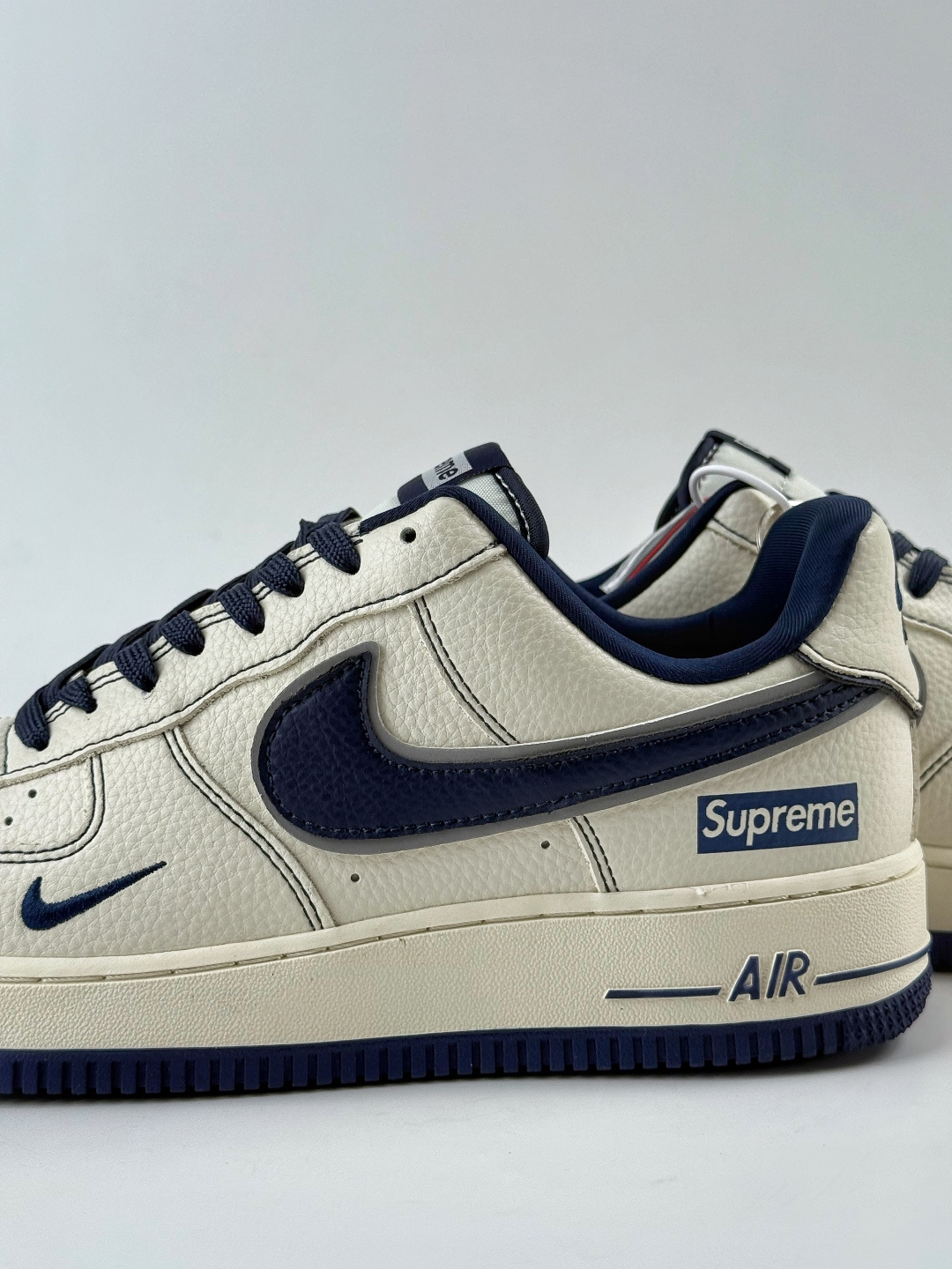 Nike Air Force 1 Low 07 x Superme 白蓝小勾 DD1982-319