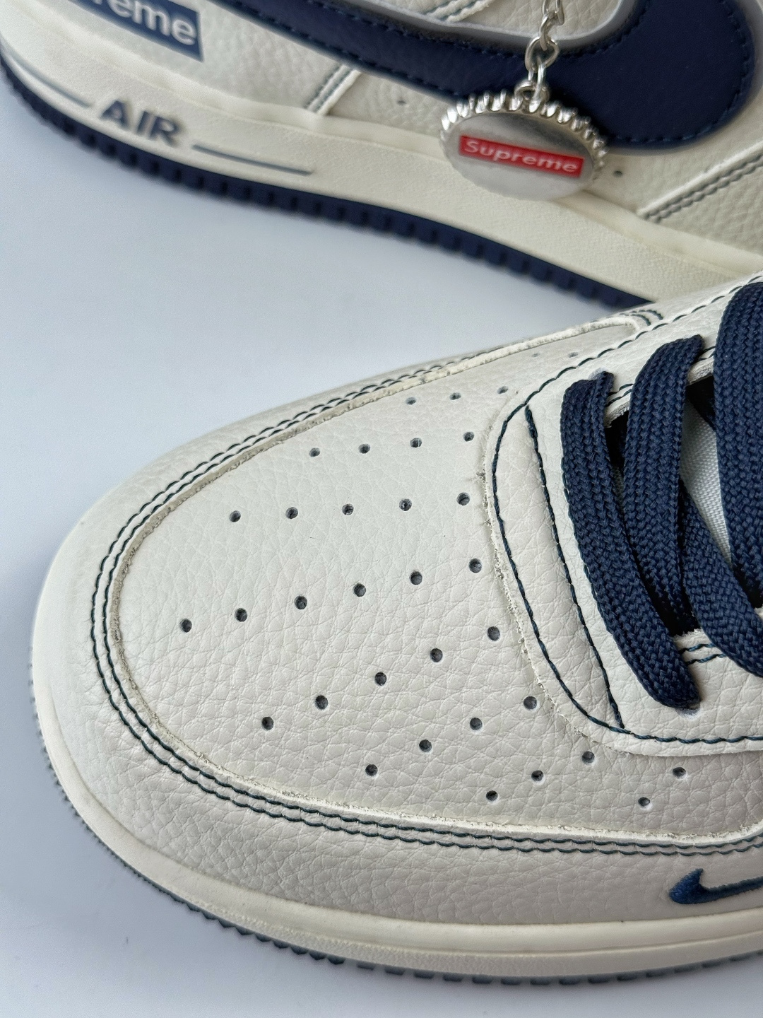 Nike Air Force 1 Low 07 x Superme 白蓝小勾 DD1982-319