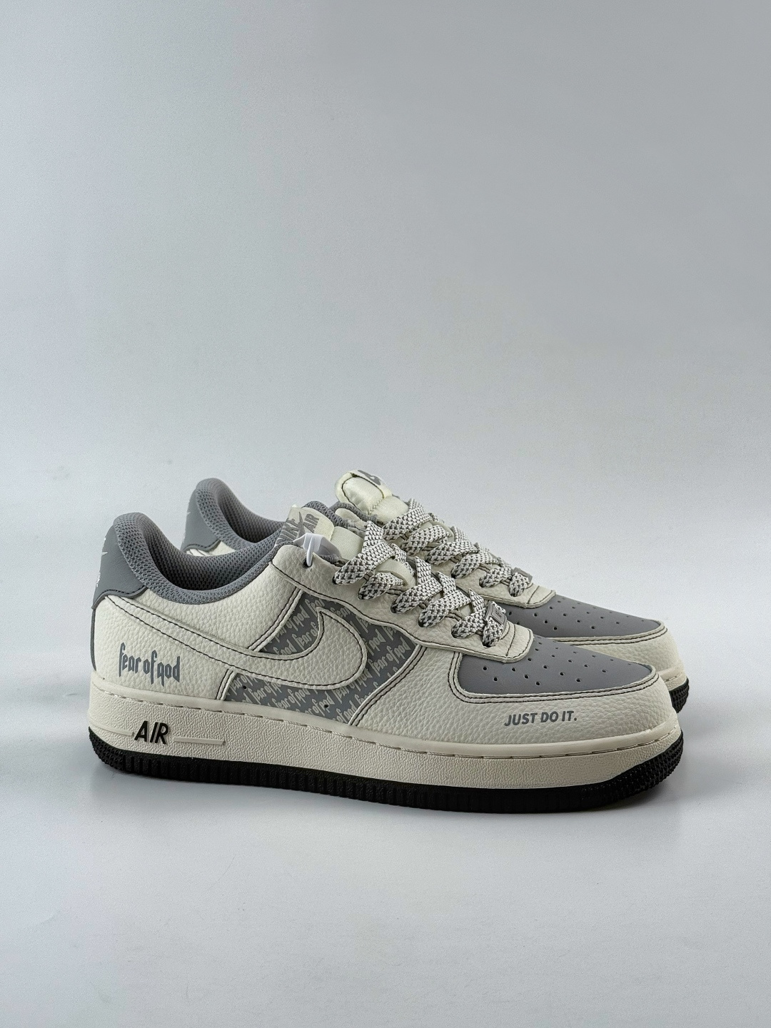 Nike Air Force 1 Low 07 x Fear of God 白灰满天星 JP8028-008