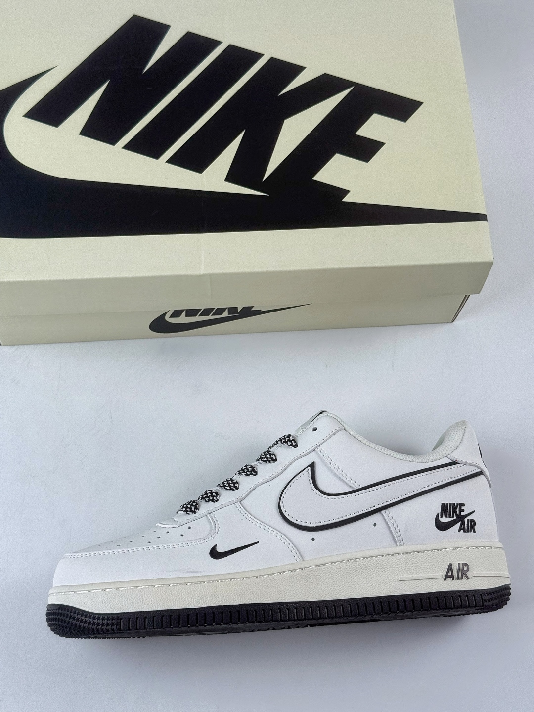 Nike Air Force 1 Low 07 白黑小勾满天星 CS5288-036-莆田鞋,莆田鞋货源,高仿鞋,高仿鞋货源,安福档口,莆田高仿鞋,莆田鞋批发,高仿鞋批发,莆田高仿运动鞋,高仿运动鞋,莆田运动鞋 Nike Air Force 1 Low 07 白黑小勾满天星 CS5288-036