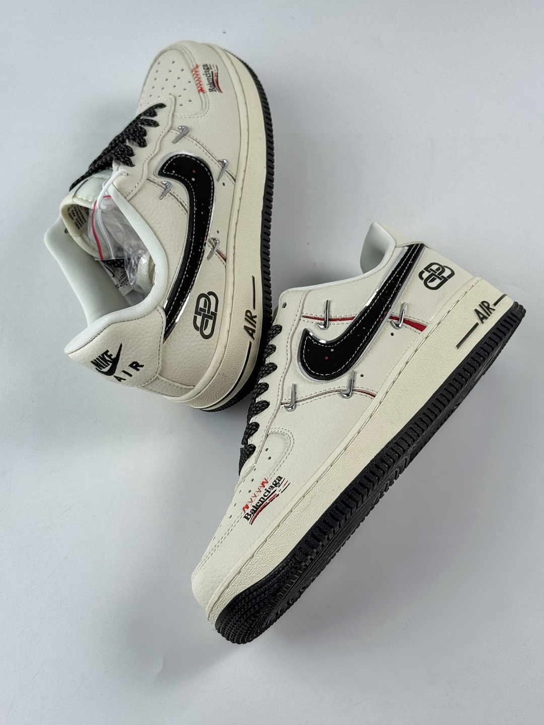 220 Nike Air Force 1 Low 07 x Balenciaga 白黑四小勾满天星 DD1928-309
