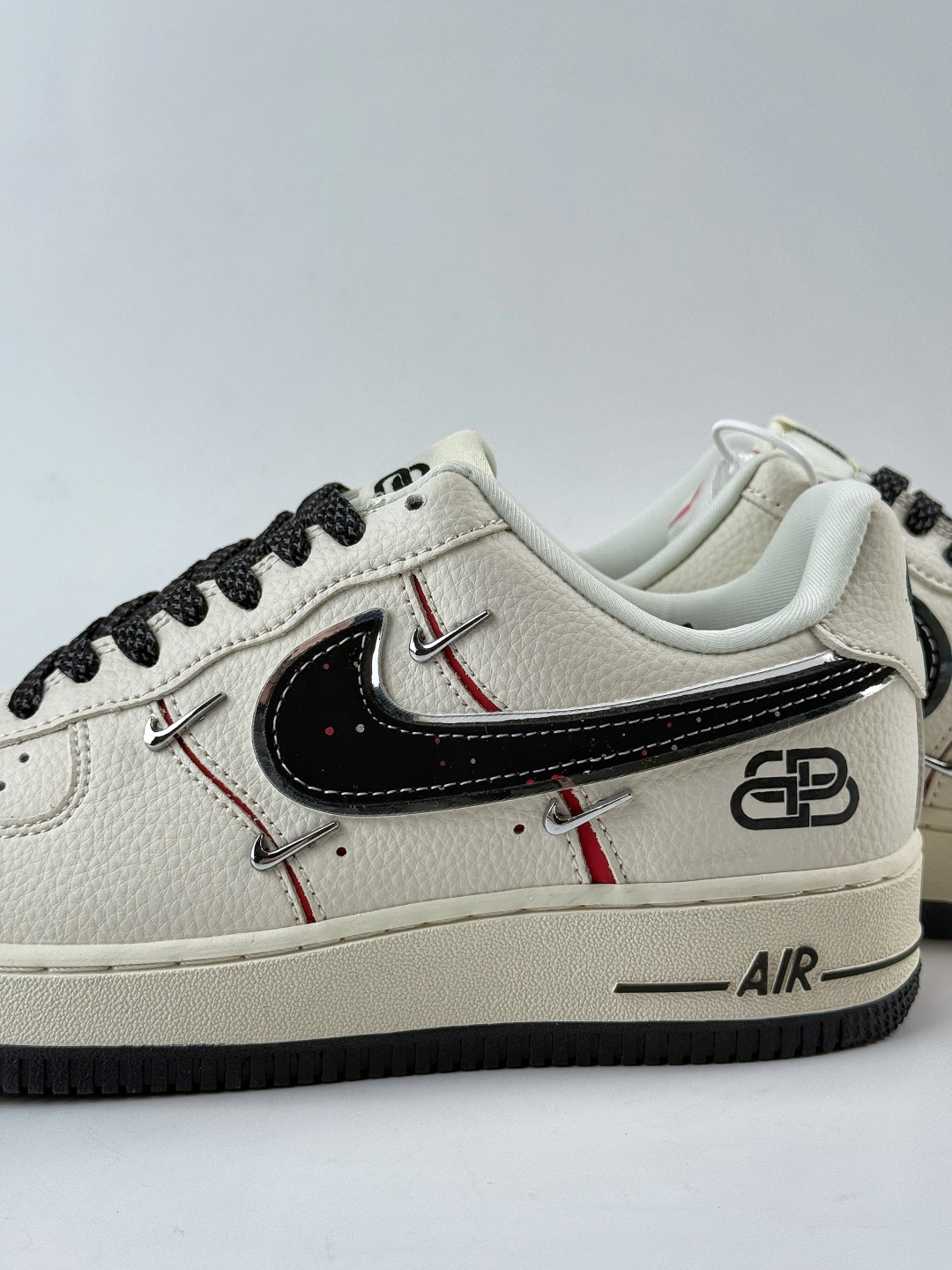 220 Nike Air Force 1 Low 07 x Balenciaga 白黑四小勾满天星 DD1928-309