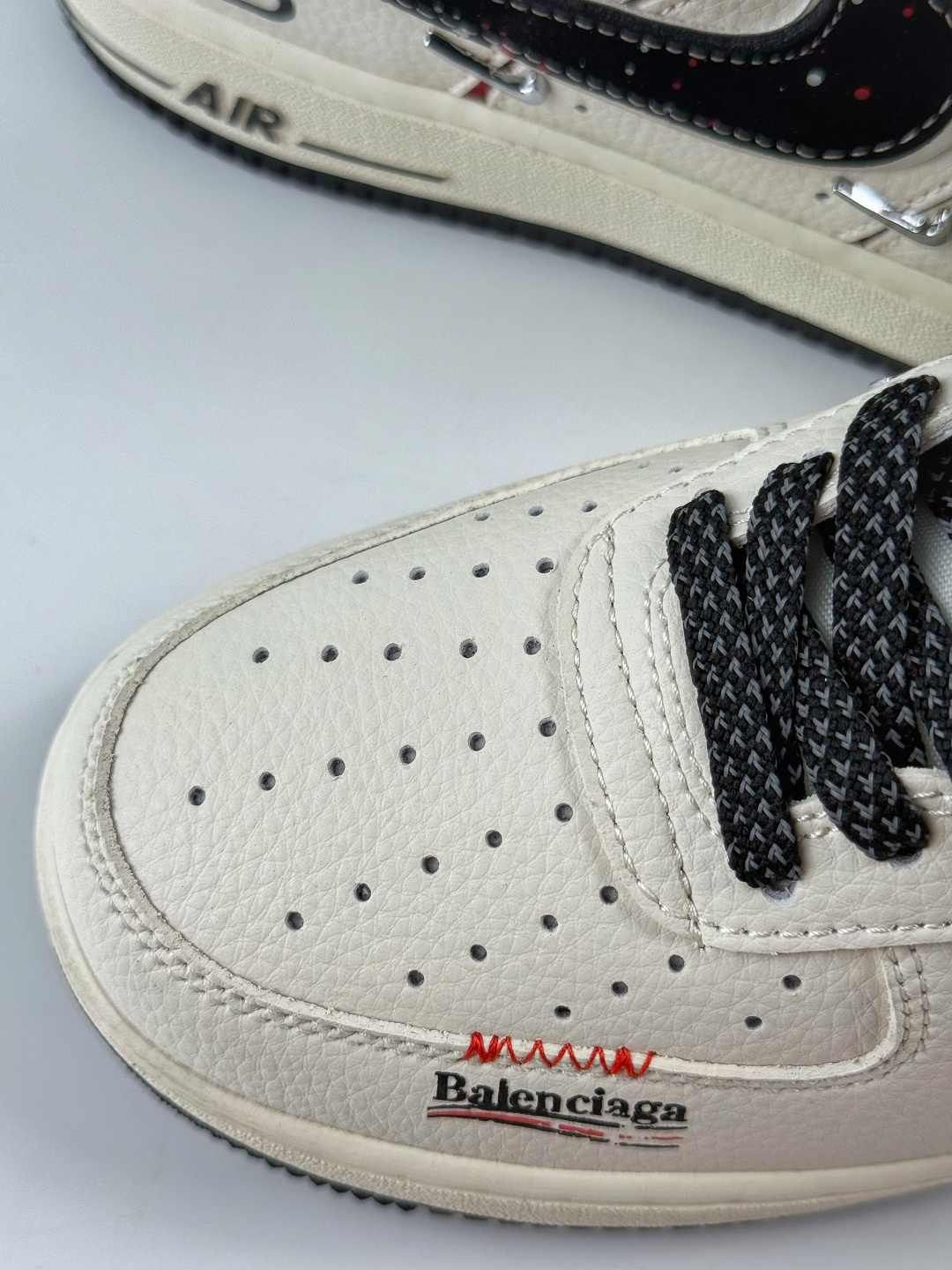 220 Nike Air Force 1 Low 07 x Balenciaga 白黑四小勾满天星 DD1928-309