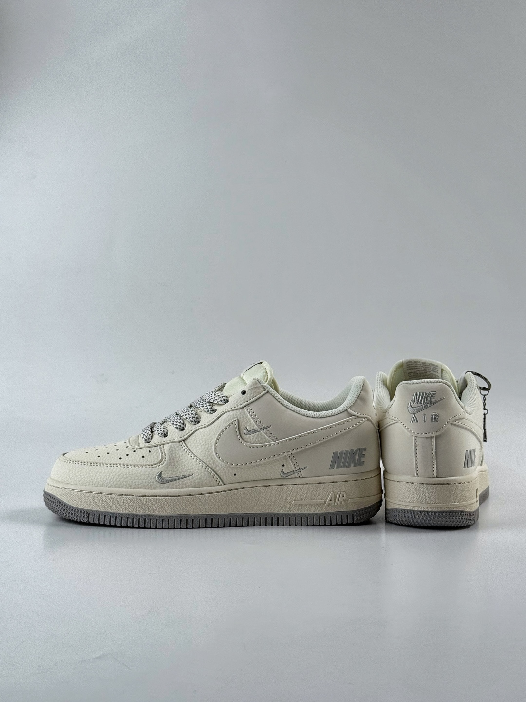 Nike Air Force 1 Low 07 x NIKE 白灰三小勾满天星 XX3168-185