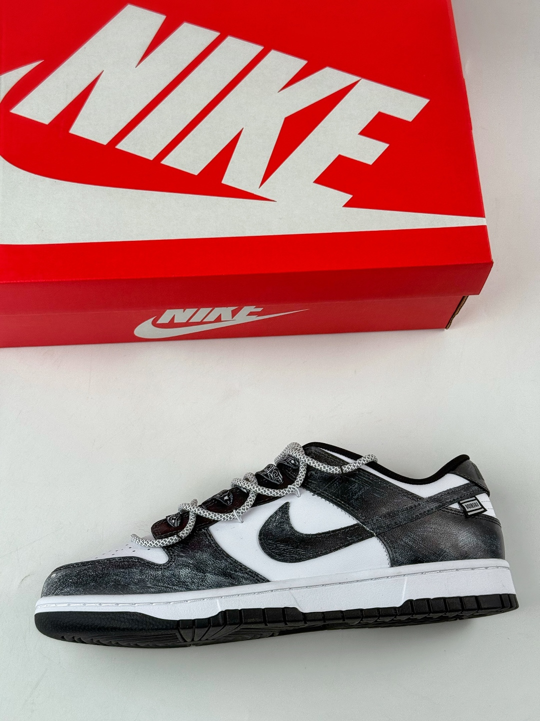 Nike SB Dunk Low 清夜扪心 灰白 HF5441-100
