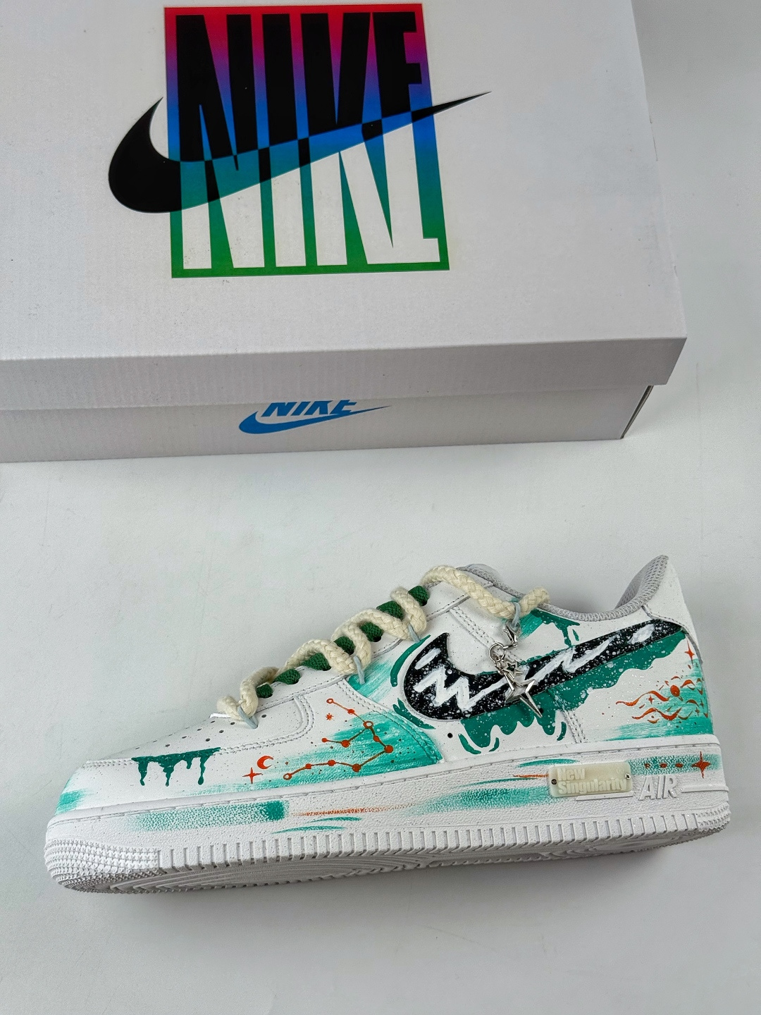 220 Nike Air Force 1 Low 07 新奇点十二星座系列 水瓶座-Chinese UA Cheap High Quatity Brand Clothes Bags handbags Sneakers wholesale wholesaler seller from China Factory suppliers Fashion Clothing Shoes best Quality Beautiful Price 220 Nike Air Force 1 Low 07 新奇点十二星座系列 水瓶座