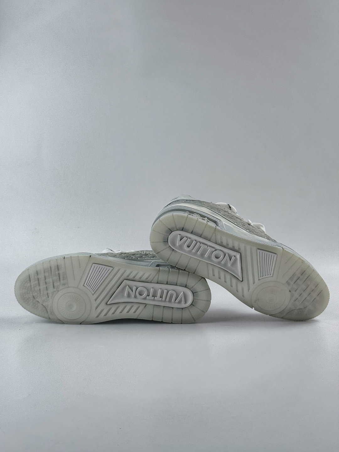 470 新货Louis Vuitton 路易威登 LV Trainer 低帮休闲板鞋