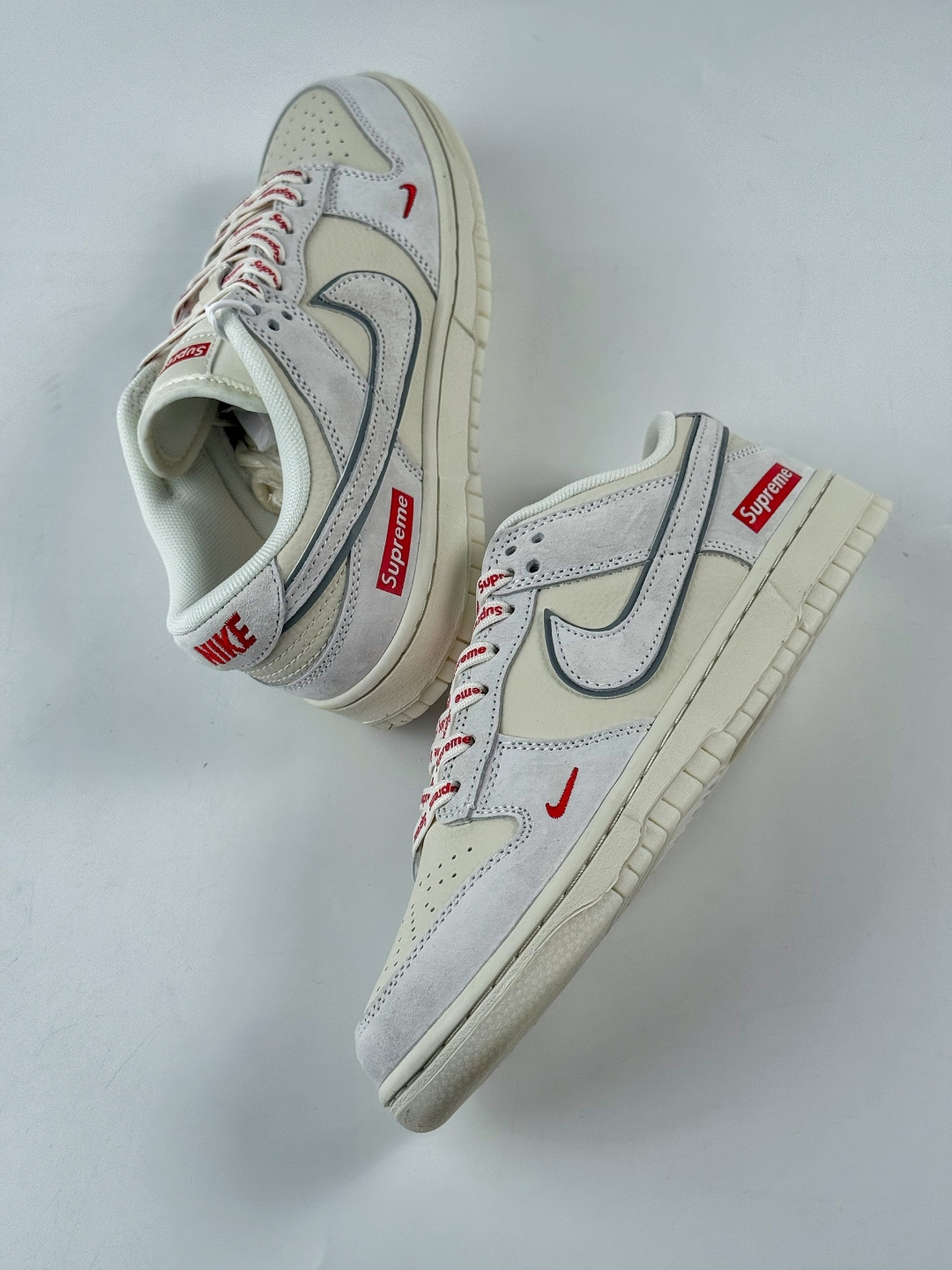 230 Nike SB Dunk Low x Superme 灰白小勾 DN3168-007