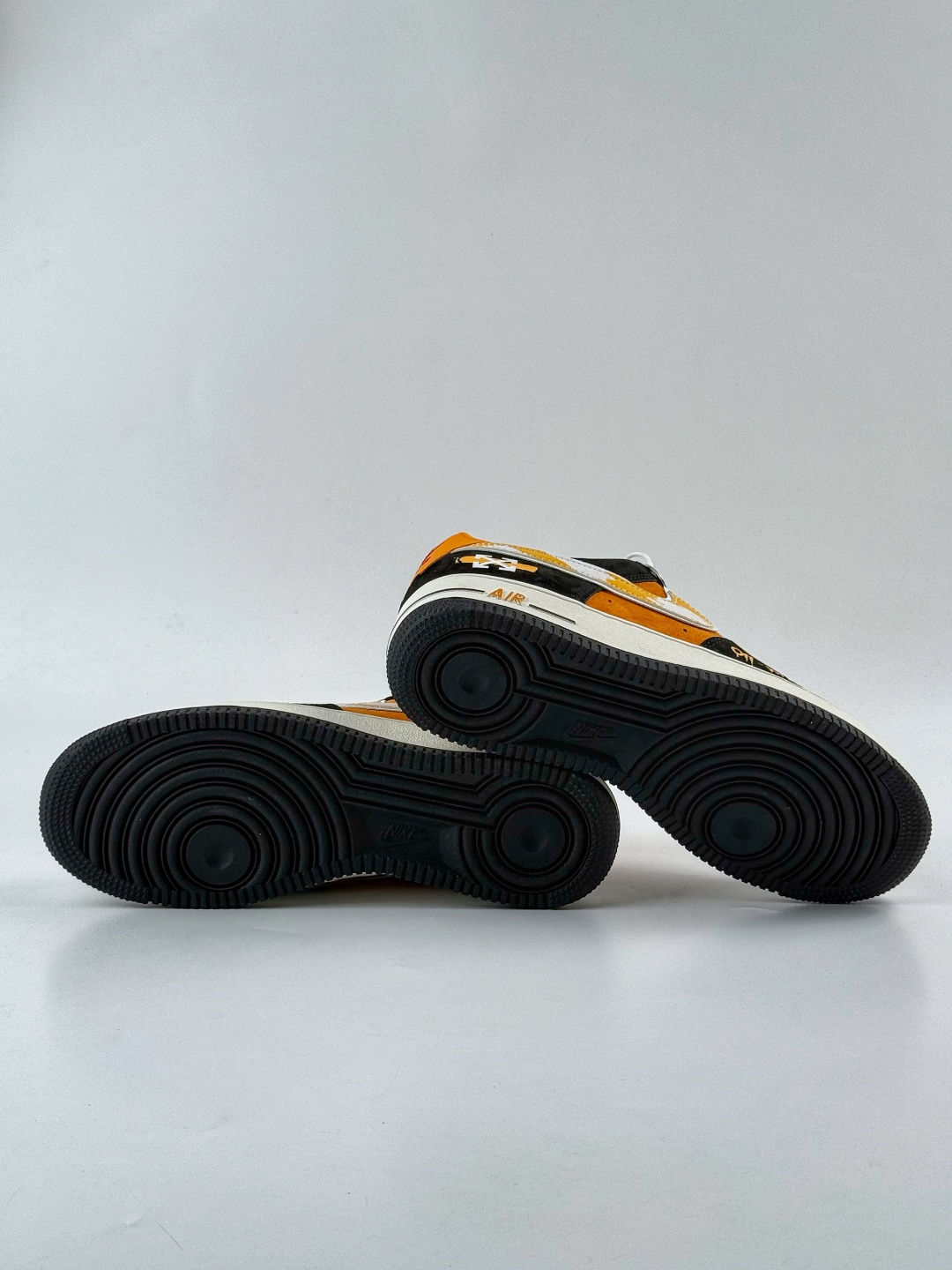 Nike Air Force 1 Low 07 x OFF-WHITE 黑橙小勾 SY1388-001X