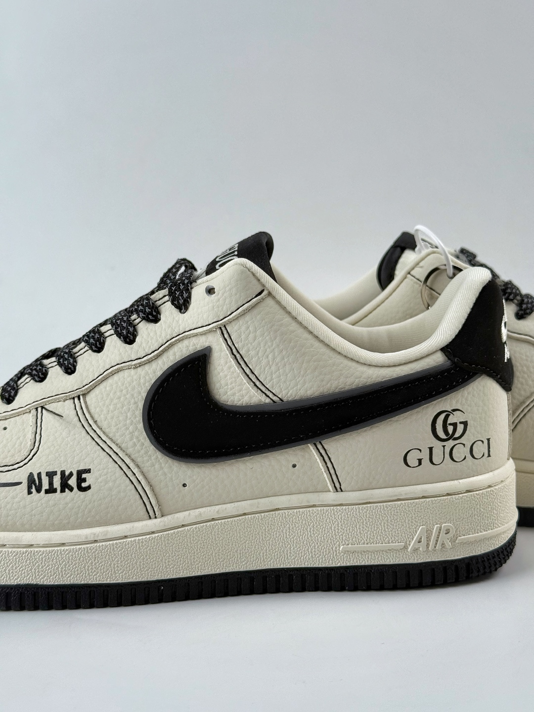 Nike Air Force 1 Low 07 x GUCCI 白黑满天星 KJ1688-020