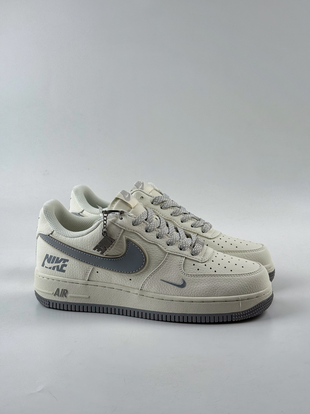 Nike Air Force 1 Low 07 x NIKE 白灰小勾满天星 CS5288-042