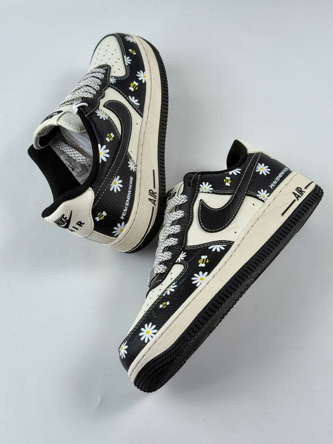 Nike Air Force 1 Low 07 小雏菊 黑白满天星 JP8028-004