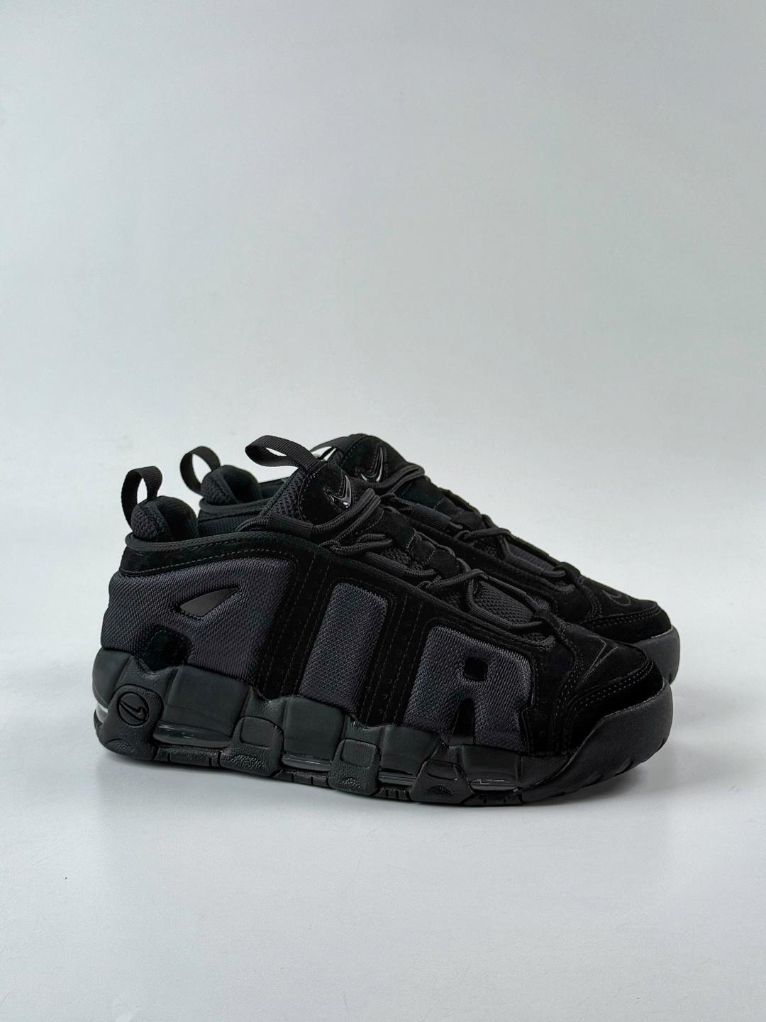 Nike Air More Uptempo Low 代表着历史最高版本皮蓬 IM6649-001