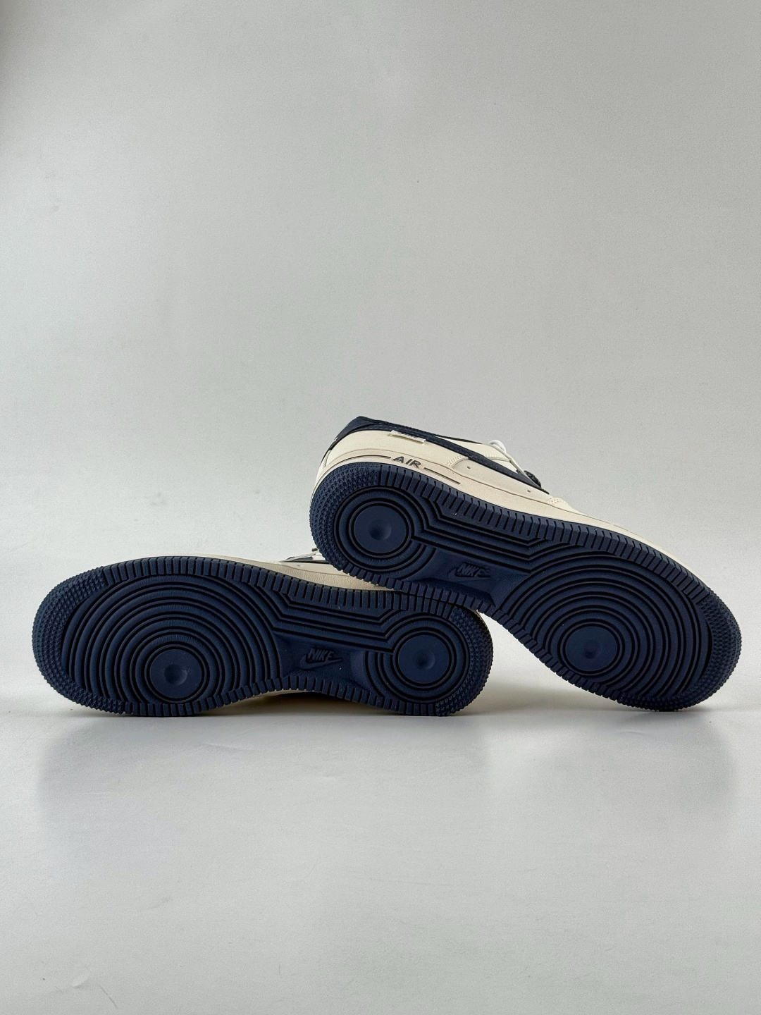 Nike Air Force 1 Low 07 白蓝小勾满天星 SM6668-127