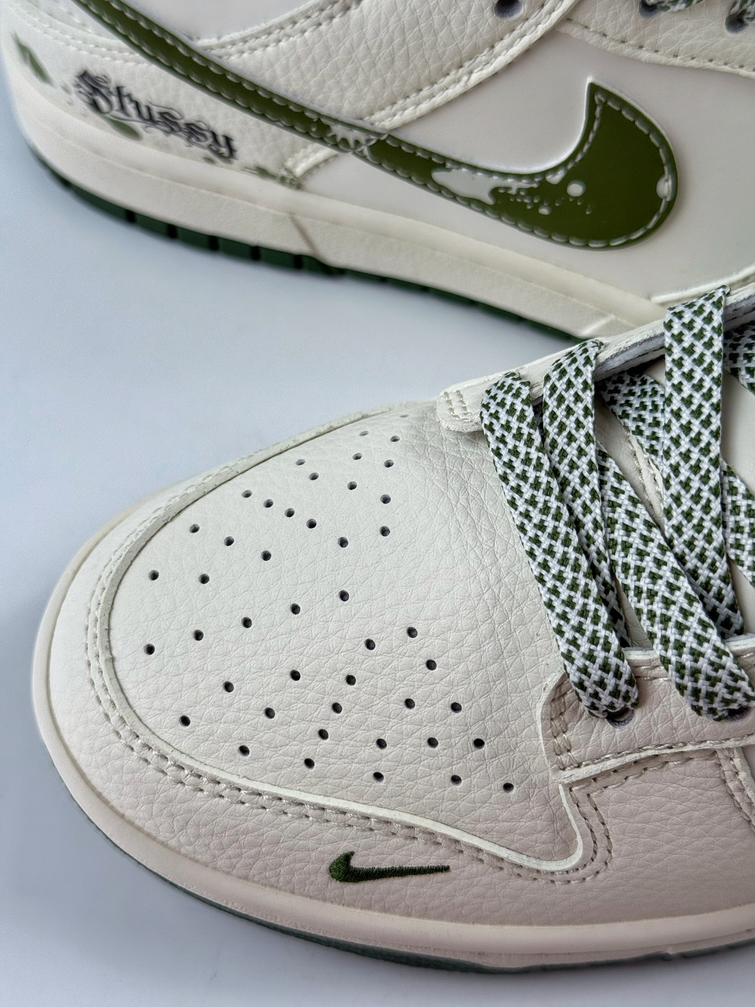 Nike SB Dunk Low x Stussy 白绿小勾满天星 XS6089-608
