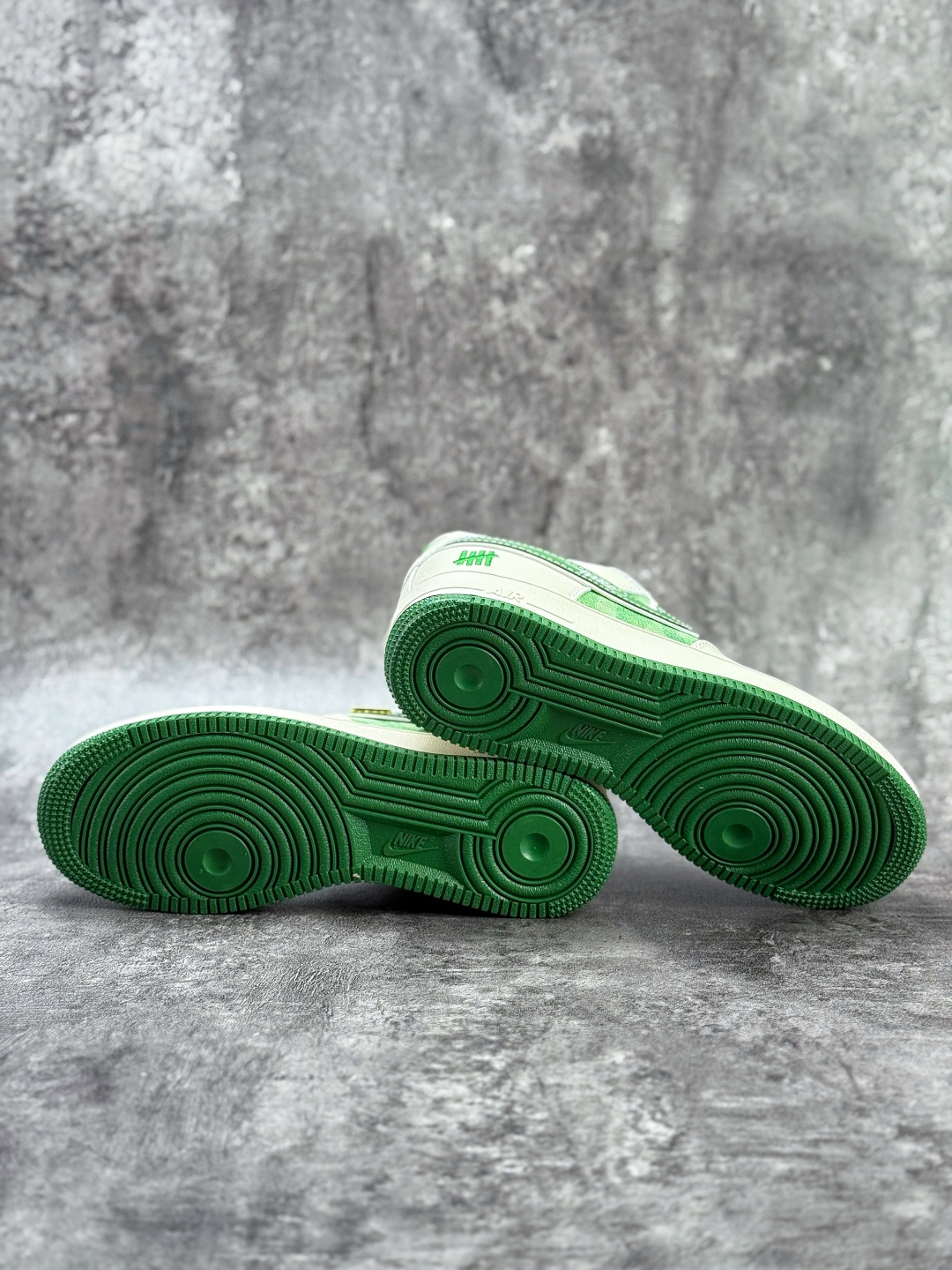 Nike Air Force 1 Low 07 x UNDEFEATED 白绿 XY2025-005