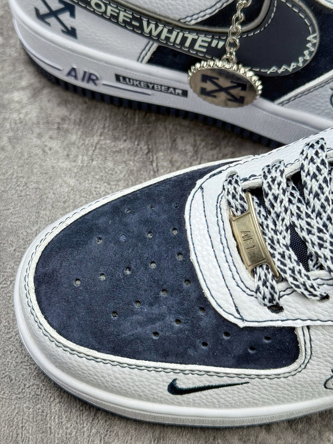 Nike Air Force 1 Low 07 x OFF-WHITE 白蓝小勾满天星 HV5999-002