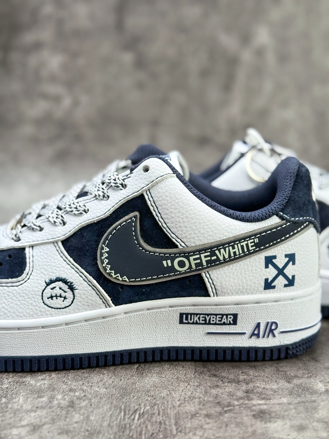 Nike Air Force 1 Low 07 x OFF-WHITE 白蓝小勾满天星 HV5999-002