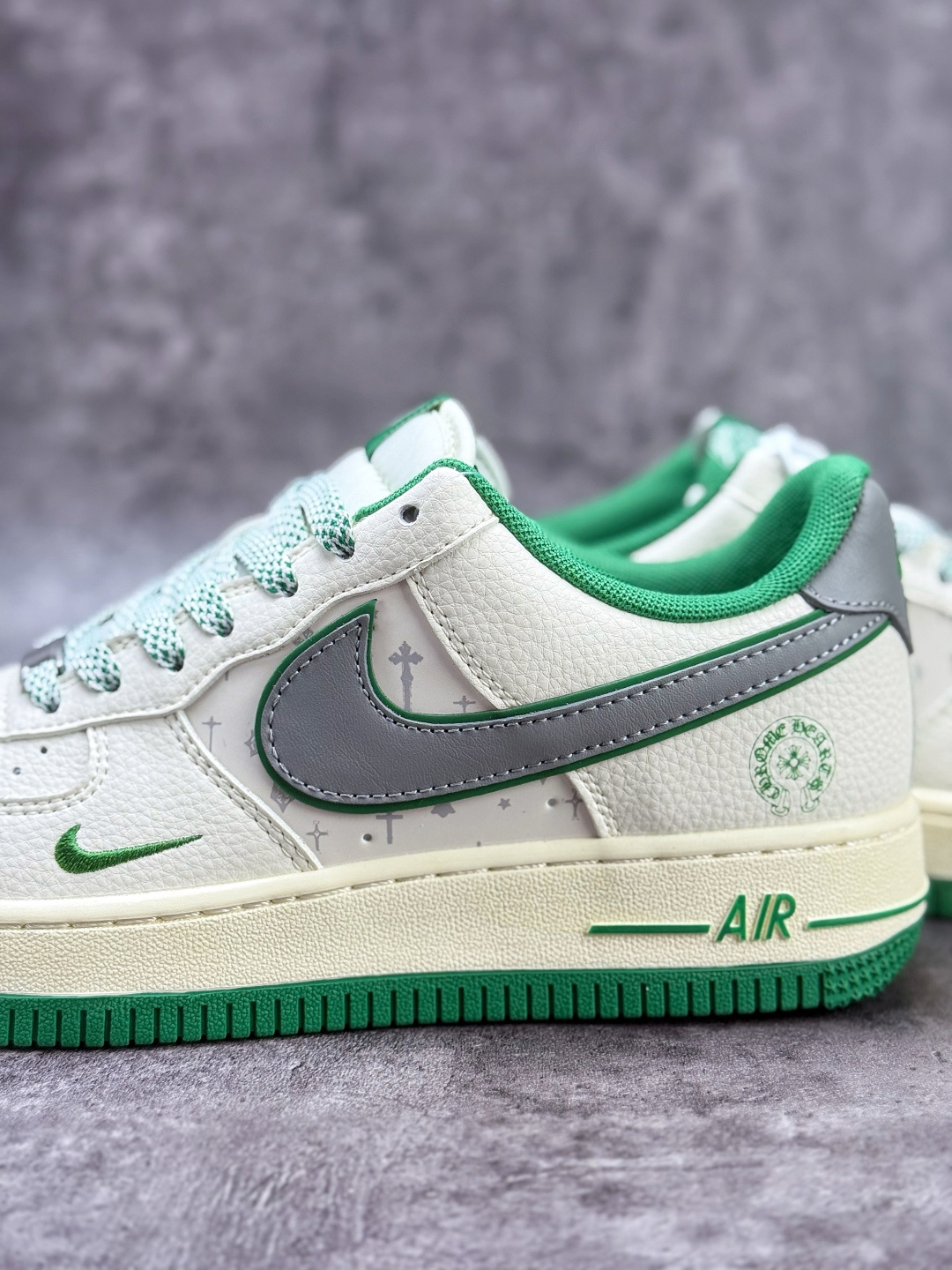 Nike Air Force 1 Low 07 十字架 白绿小勾满天星 QW5606-260
