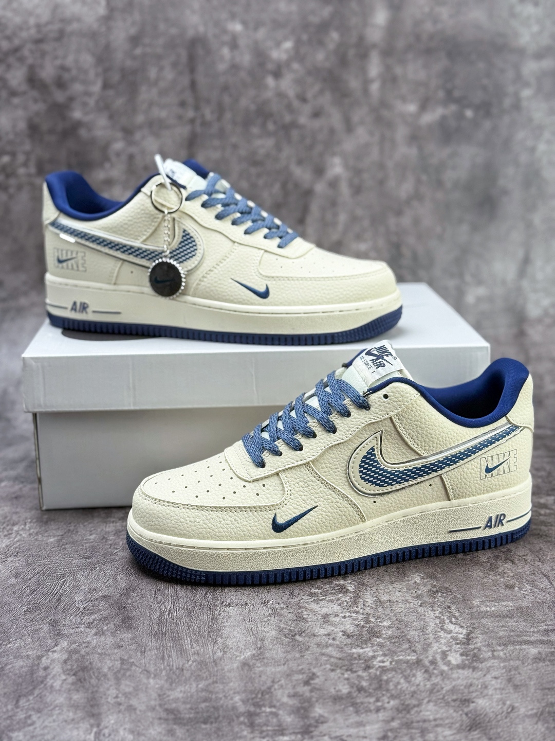 Nike Air Force 1 Low 07 白蓝小勾满天星 DF0188-108