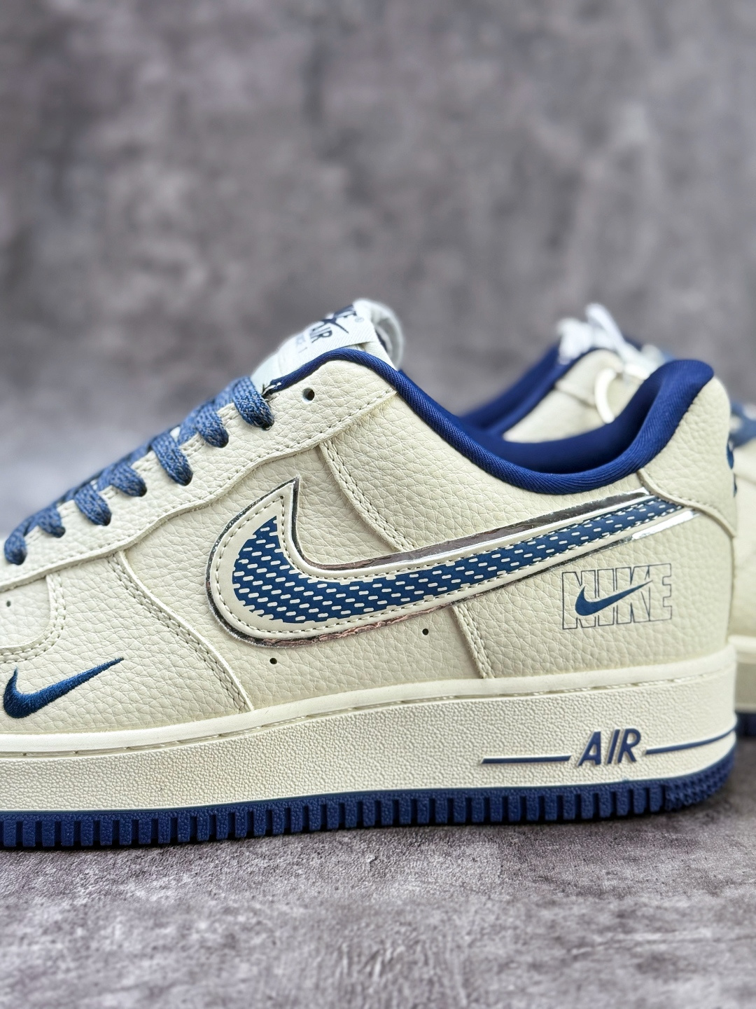 Nike Air Force 1 Low 07 白蓝小勾满天星 DF0188-108
