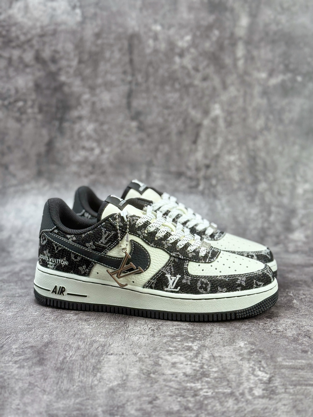 Nike Air Force 1 Low 07 x Louis Vuitton 黑白牛仔满天星 NH0601-579