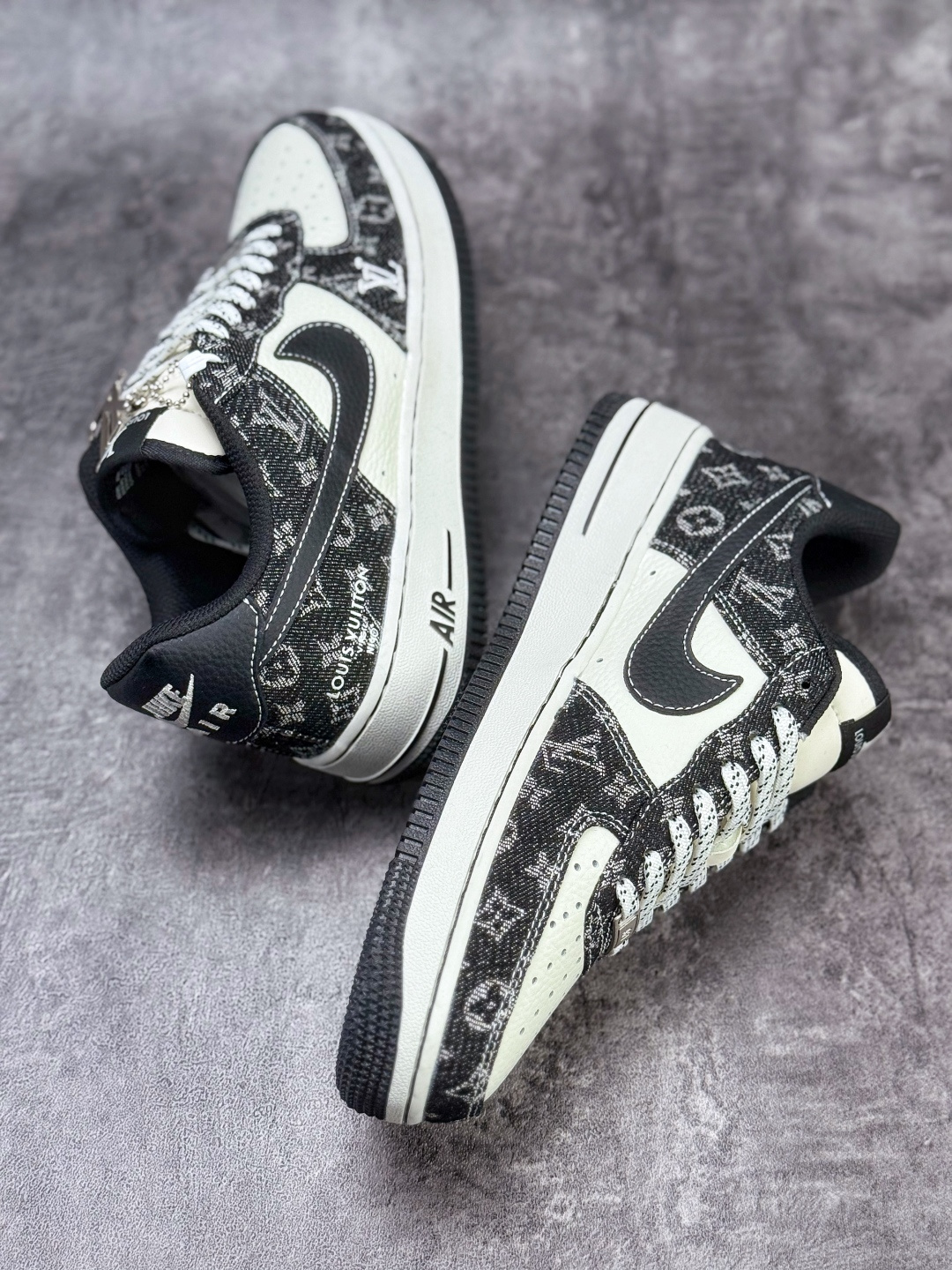 Nike Air Force 1 Low 07 x Louis Vuitton 黑白牛仔满天星 NH0601-579