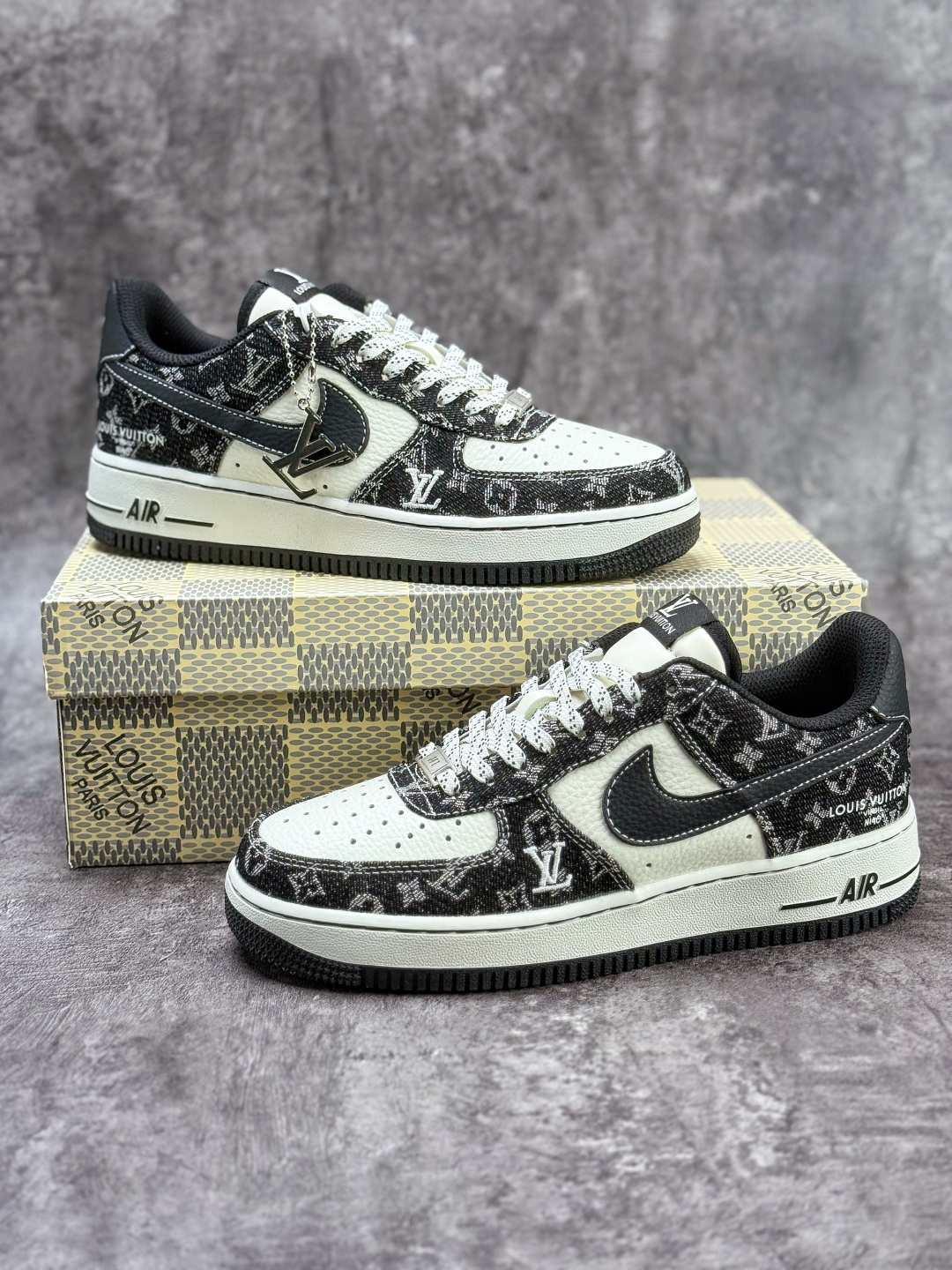Nike Air Force 1 Low 07 x Louis Vuitton 黑白牛仔满天星 NH0601-579