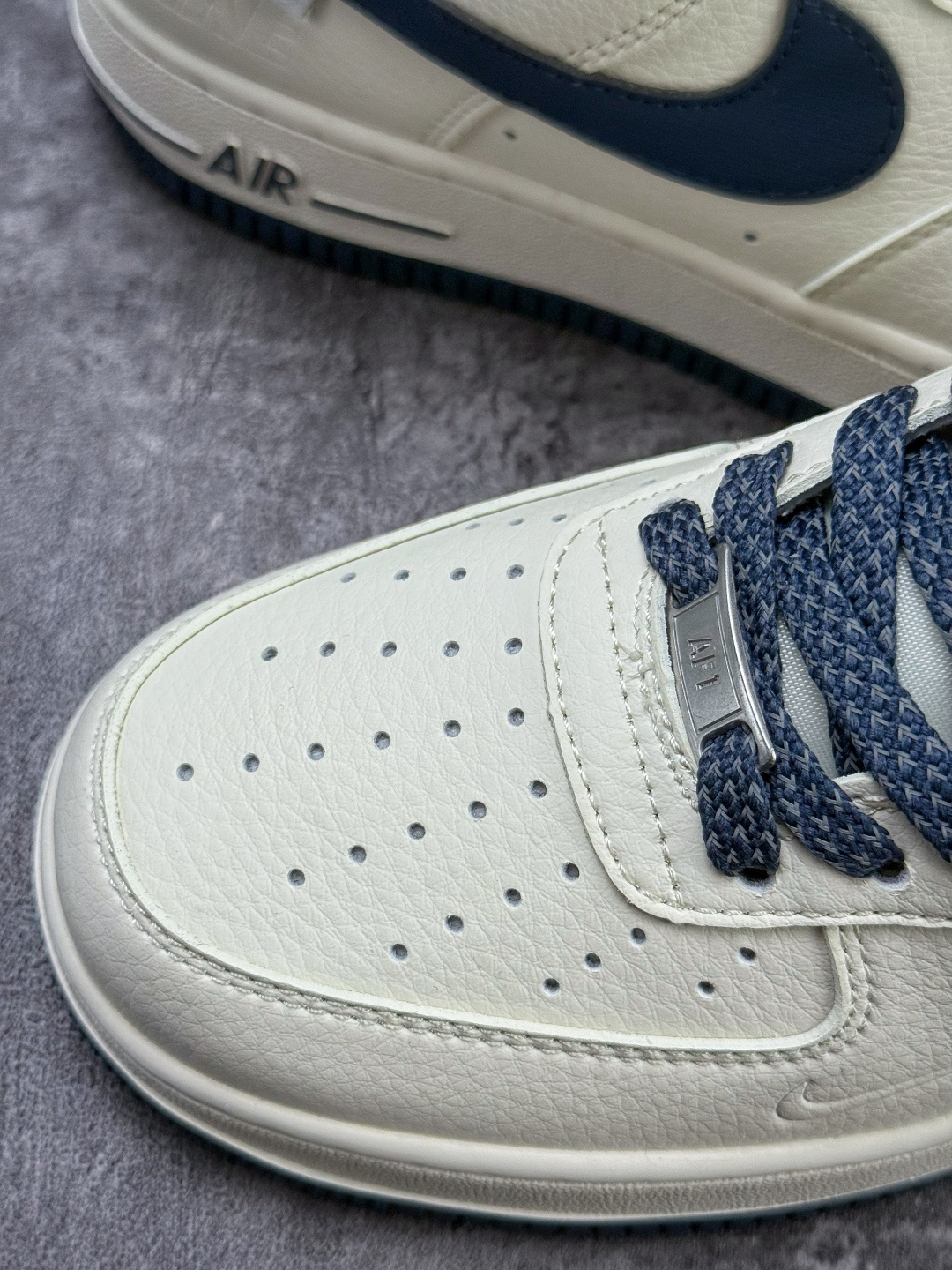 Nike Air Force 1 Low 07 白蓝小勾满天星 SM6668-122