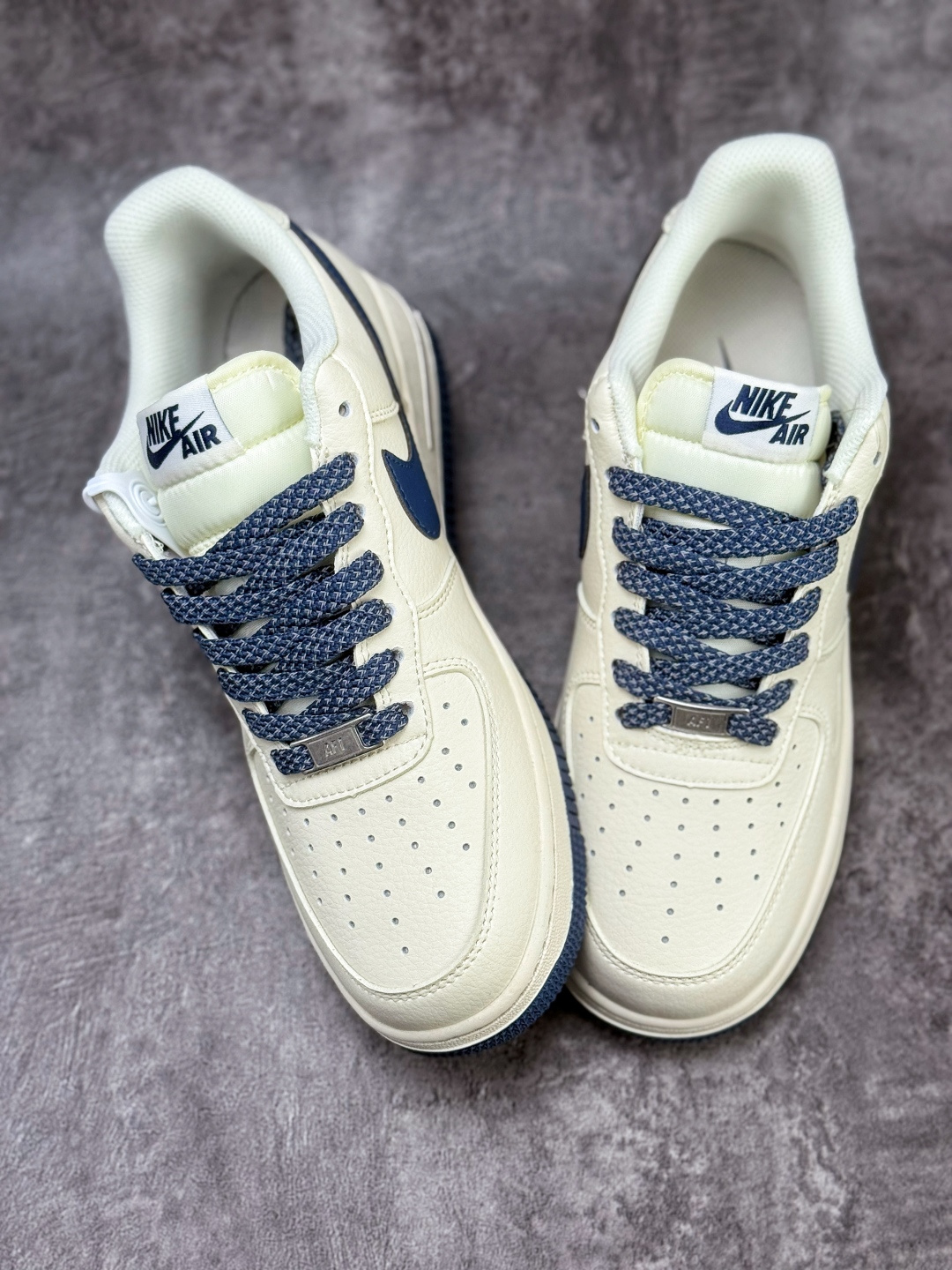 Nike Air Force 1 Low 07 白蓝小勾满天星 SM6668-122