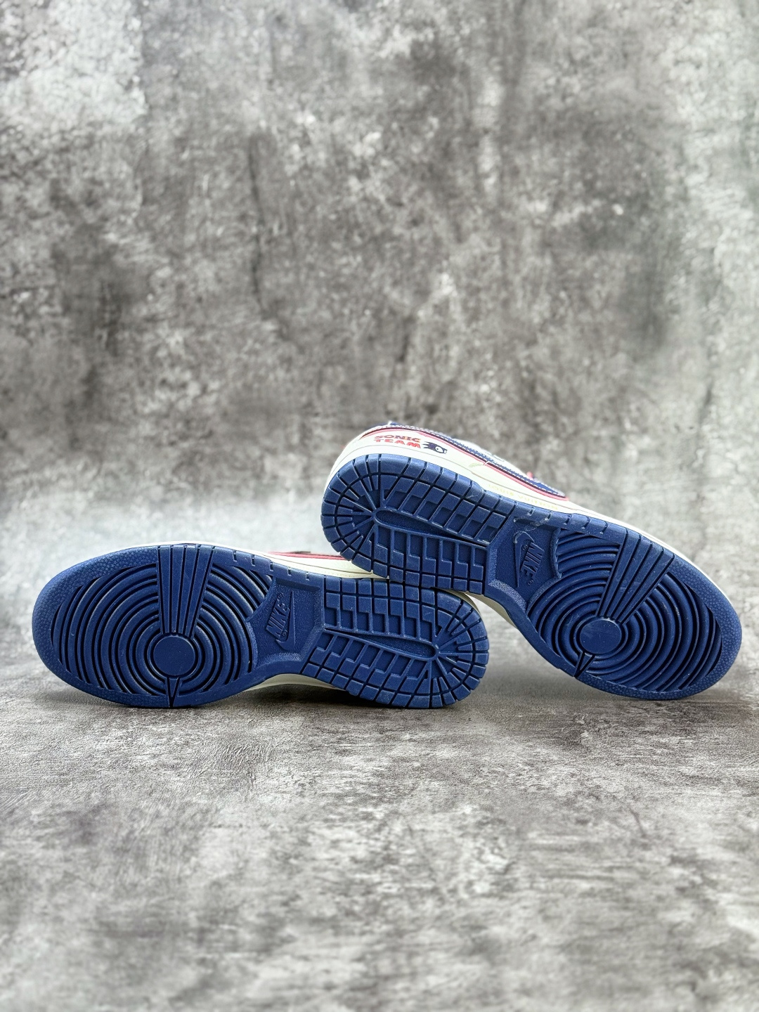 Nike SB Dunk Low x Louis Vuitton 白蓝 NH0601-479