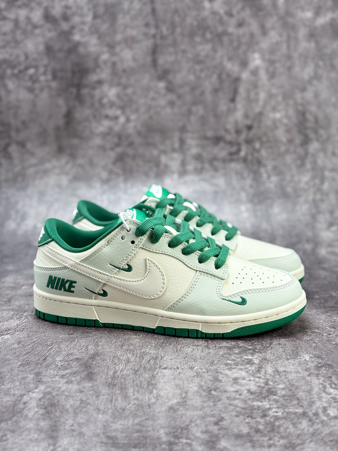 Nike SB Dunk Low 灰白绿三小勾 JP1628-063