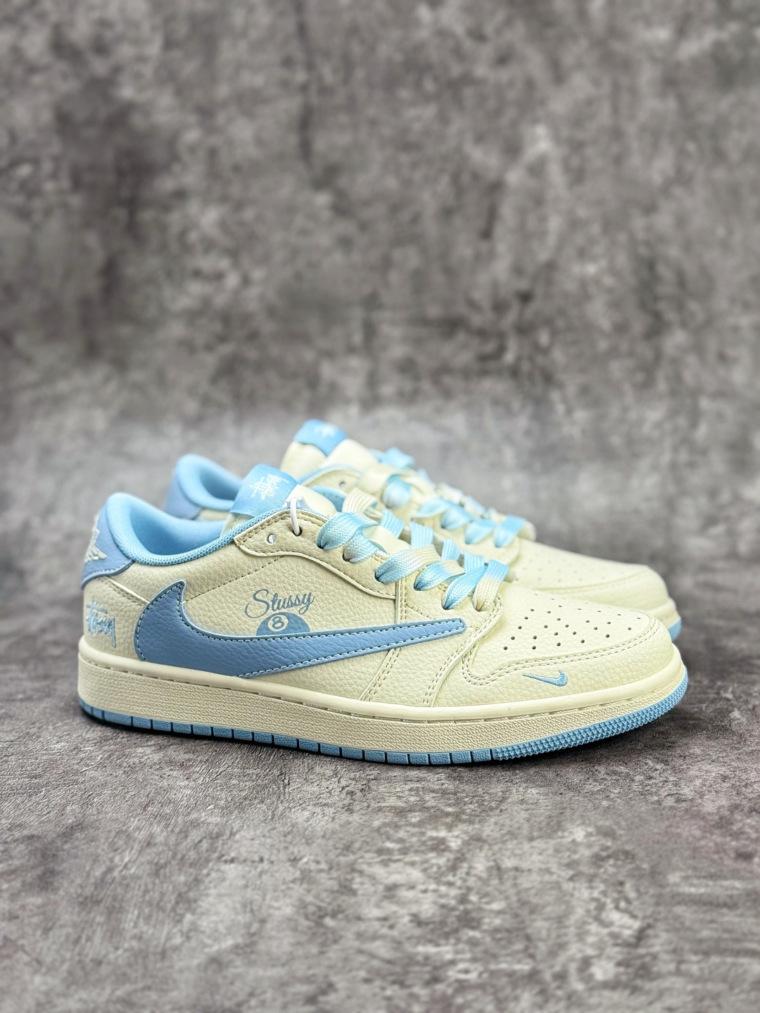 Travis Scott x Nike Air Jordan 1 Low x Stussy Air Jordan 1 Low 反转白蓝小勾倒钩 纯原版本 XS7089-602