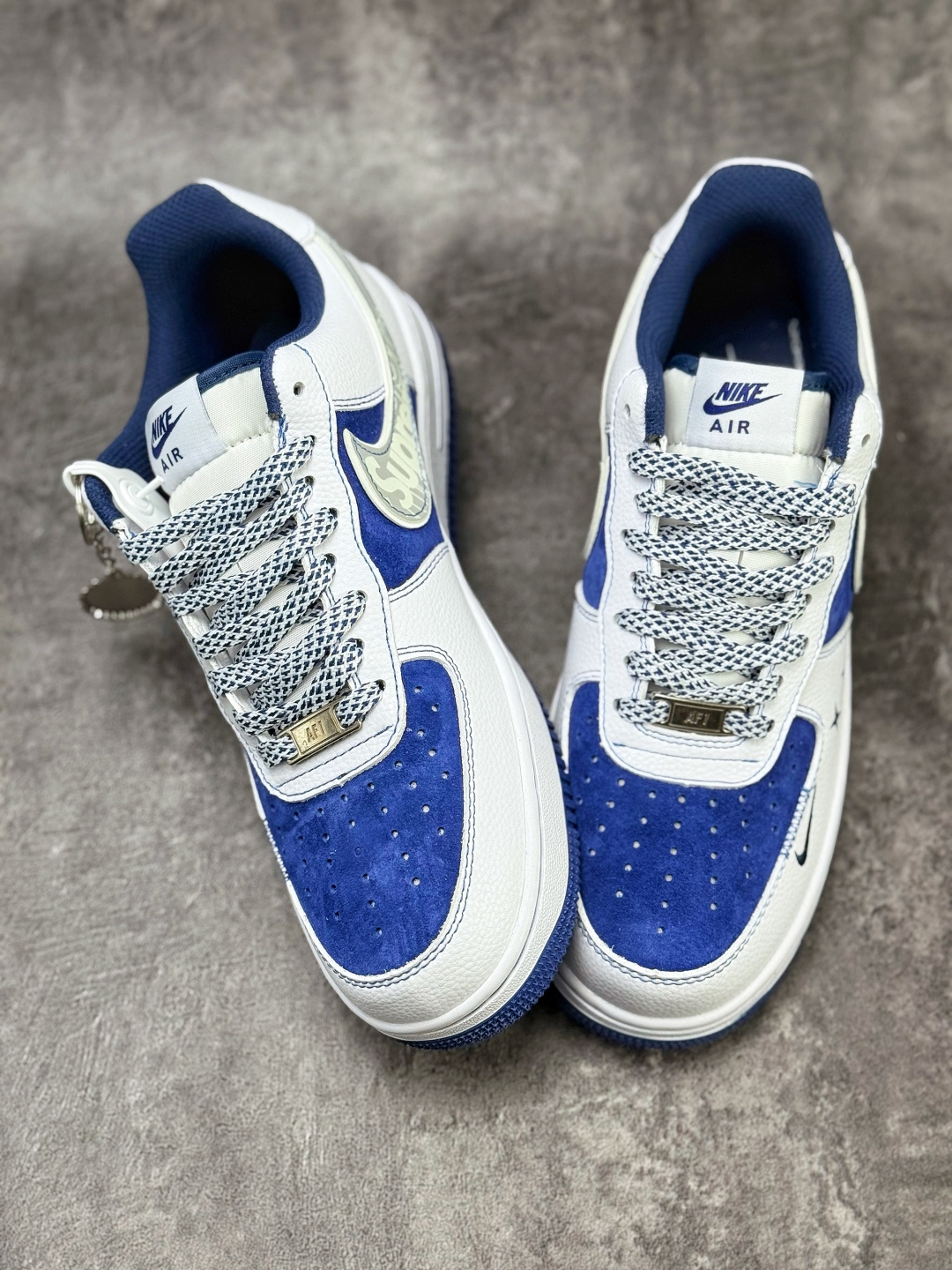 Nike Air Force 1 Low 07 x Supreme 白蓝小勾满天星 XZ6188-187