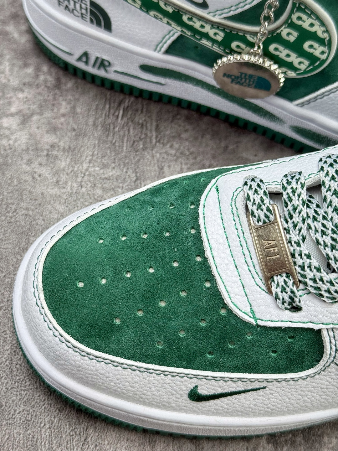 Nike Air Force 1 Low 07 x The North Face 白绿双小勾满天星 SU2305-561