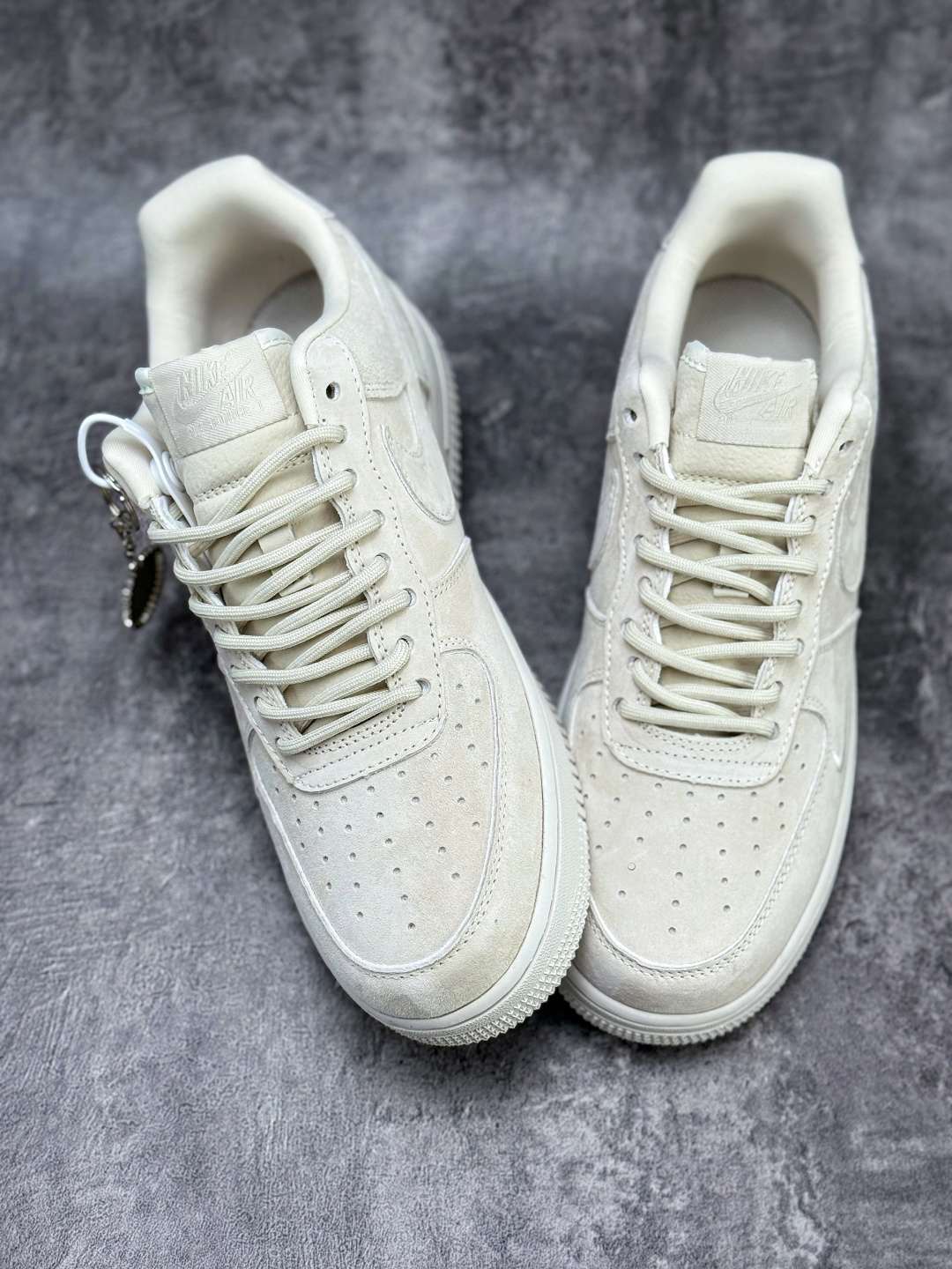 Nike Air Force 1 Low 07 x Supreme 米白小勾 DF0188-116