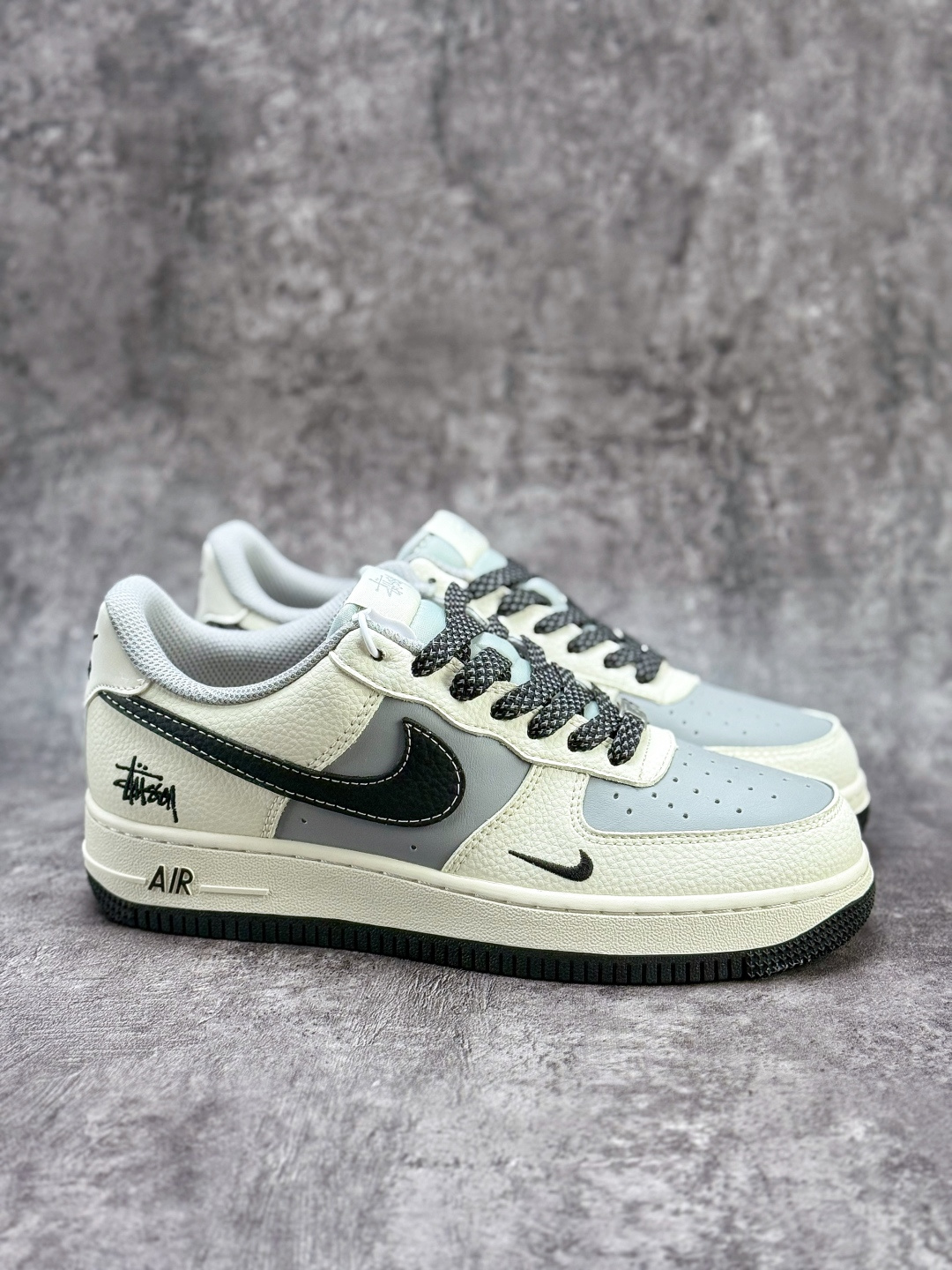 Nike Air Force 1 Low 07 x Stussy 白灰小勾满天星 JS8028-017