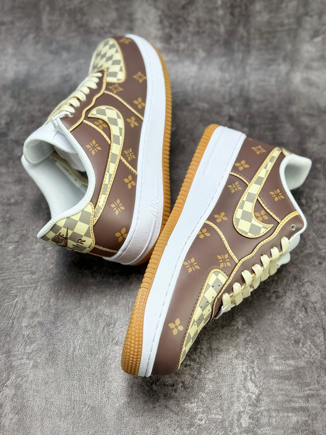 180 Nike Air Force 1 Low 07 LOUIS 奢华设计 棕白 DJ2739-100