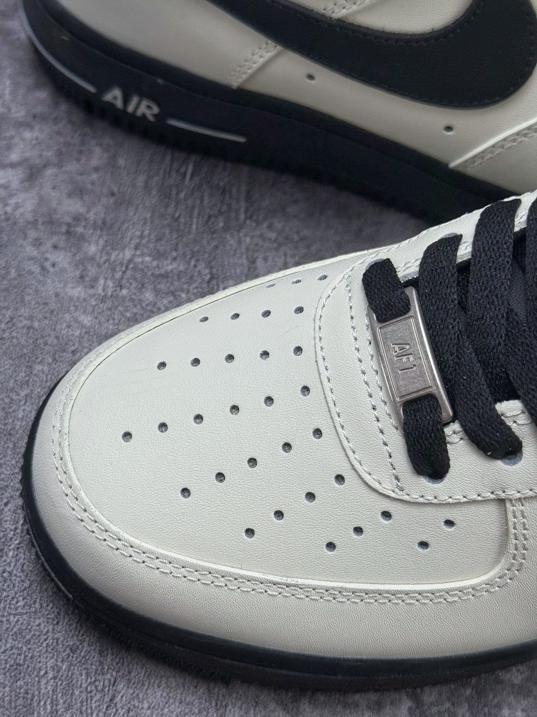 Nike Air Force 1 Low 07 米黑 ZH0316-143