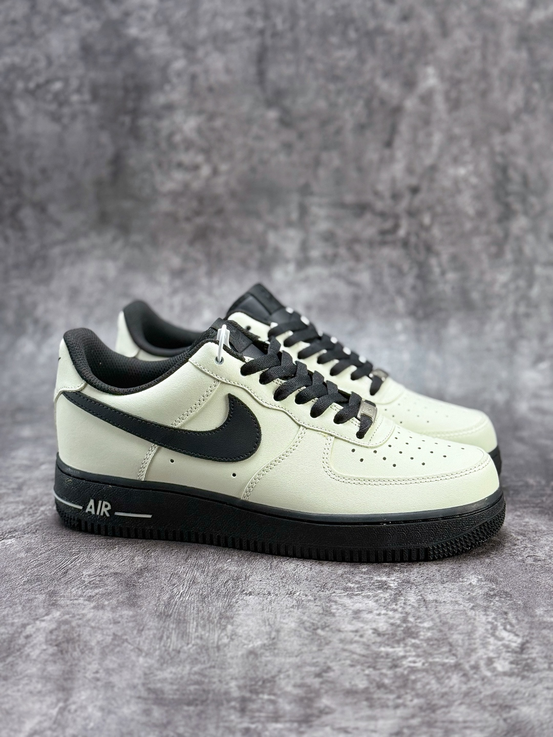 Nike Air Force 1 Low 07 米黑 ZH0316-143