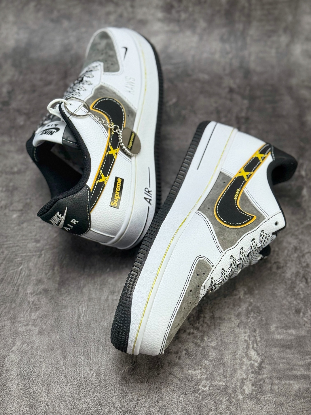 Nike Air Force 1 Low 07 x Supreme 白灰黑小勾满天星 XZ6188-259