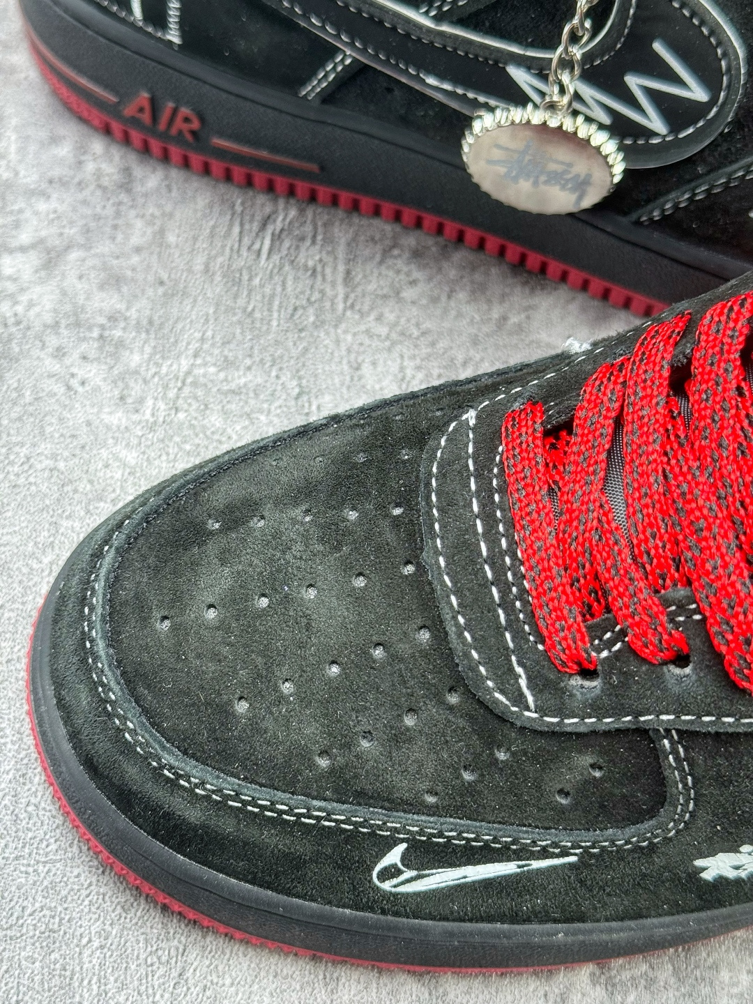 Nike Air Force 1 Low 07 x Stussy 黑红小勾满天星 SY1388-009