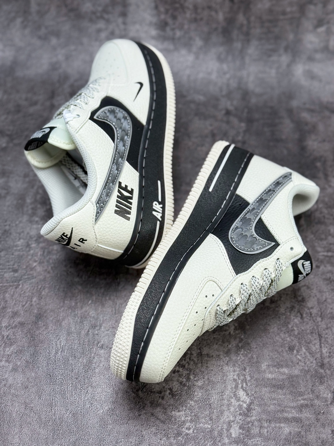 Nike Air Force 1 Low 07 x NIKE 白黑小勾满天星 XX3168-206