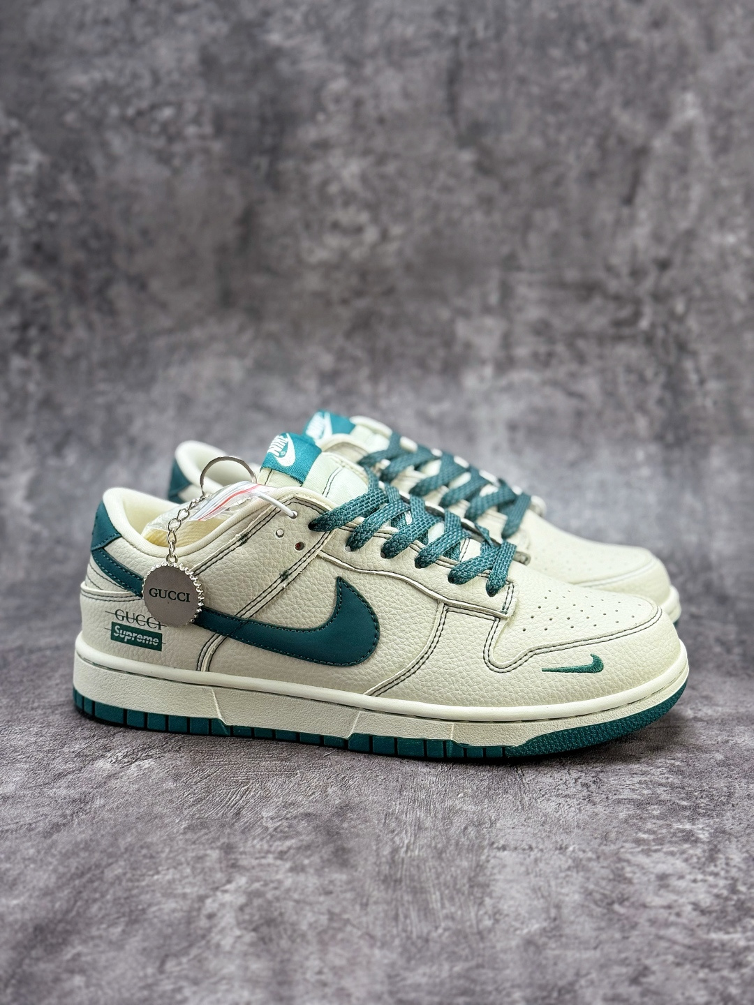 Nike SB Dunk Low x GUCCI x Superme 白绿小勾满天星 DJ1988-003